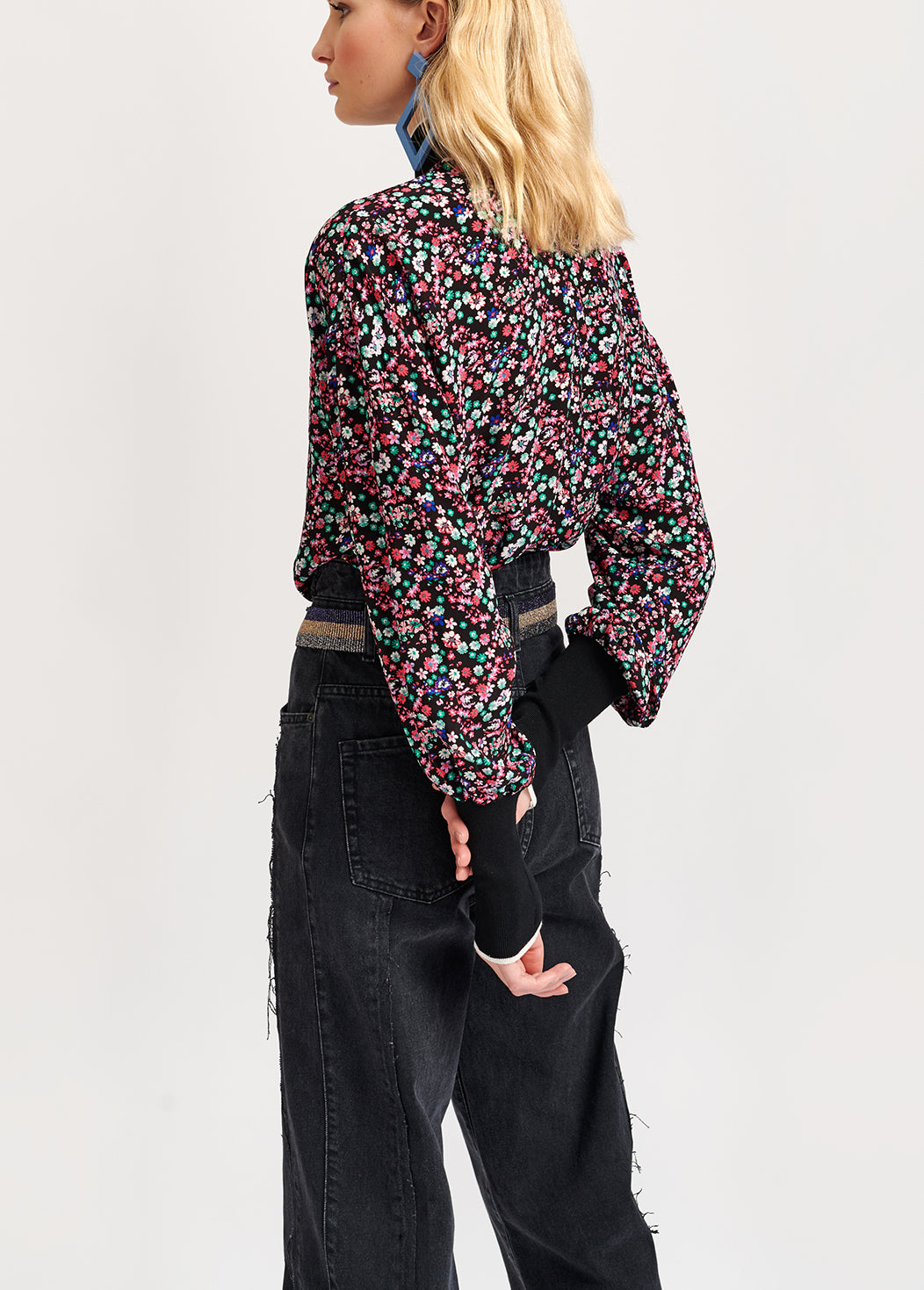 Black floral-print top with contrasting trims RE—SSENTIEL | Essentiel second hand