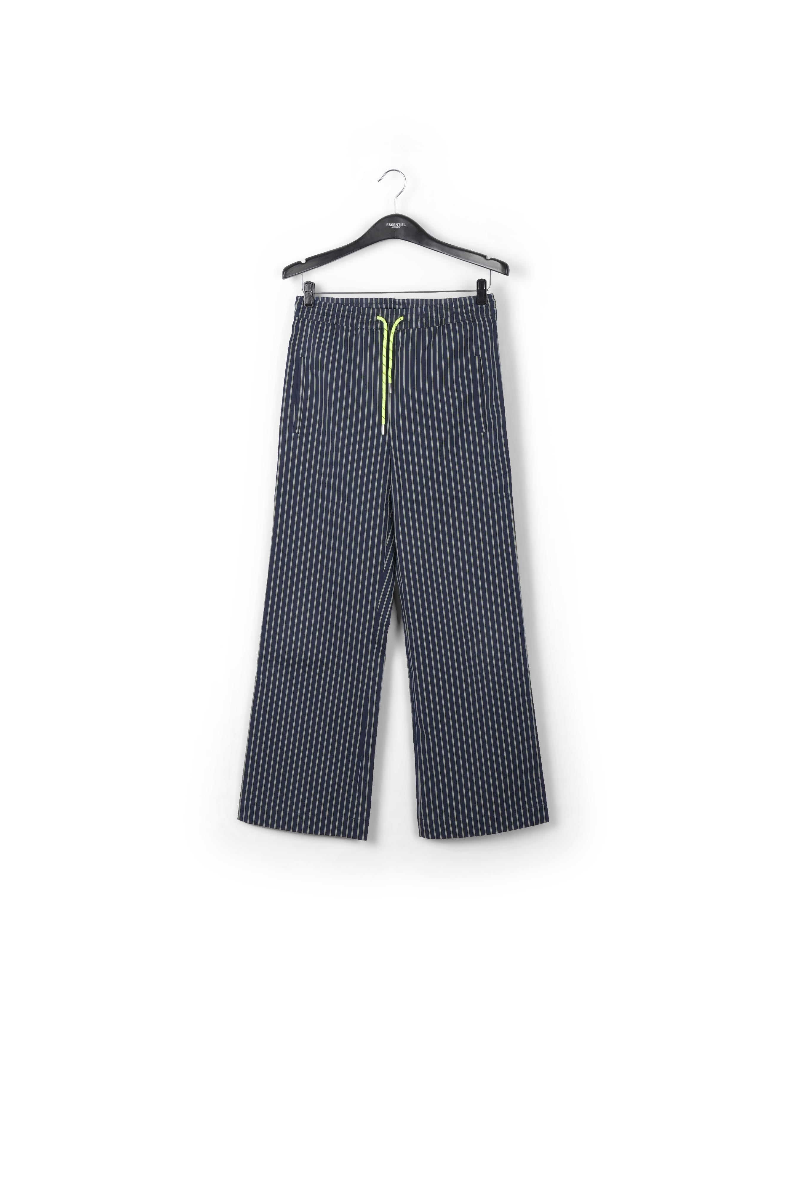 Wide leg jogger RE—SSENTIEL | Essentiel second hand