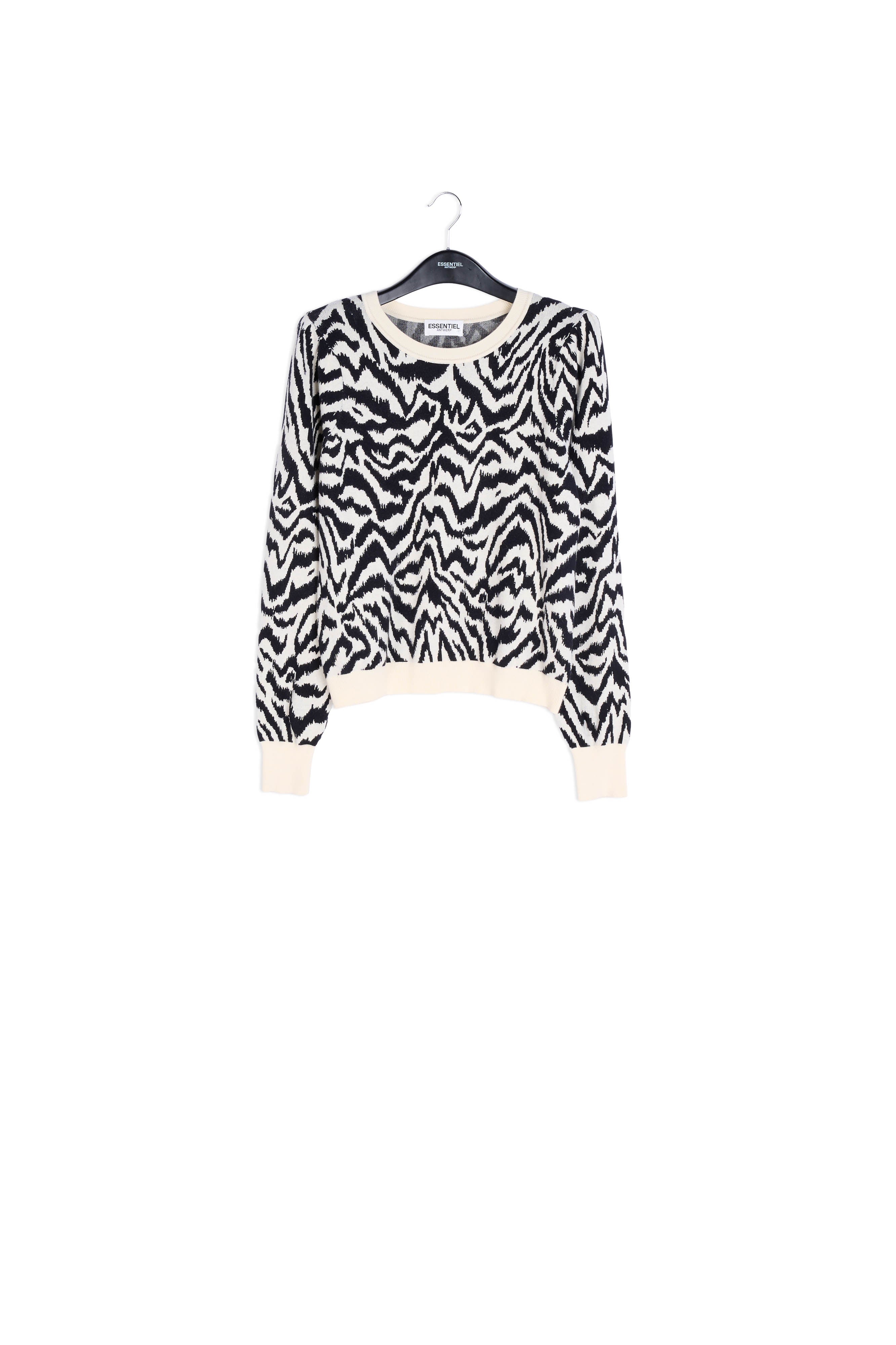 Pull en jacquard zébré noir et blanc RE—SSENTIEL | Essentiel second hand