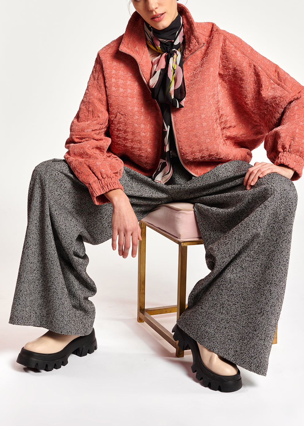 Pink houndstooth jacquard bomber jacket RE—SSENTIEL | Essentiel second hand