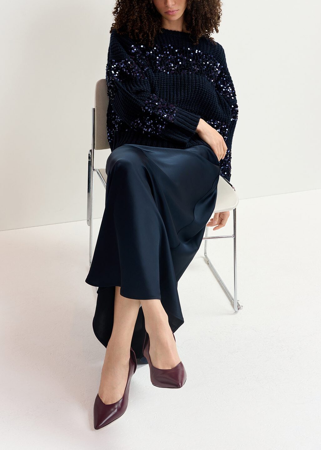 Navy blue knit sweater with sequin-embellished stripes RE—SSENTIEL | Essentiel second hand