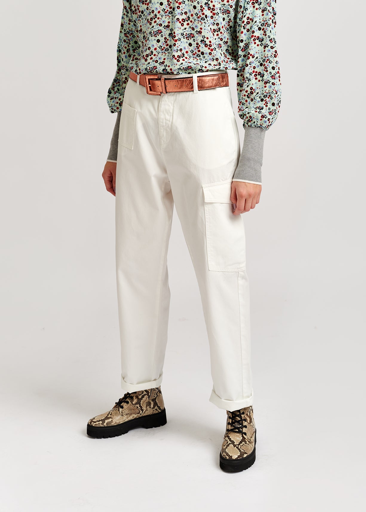 Gebroken witte cargobroek van katoen RE—SSENTIEL | Essentiel second hand