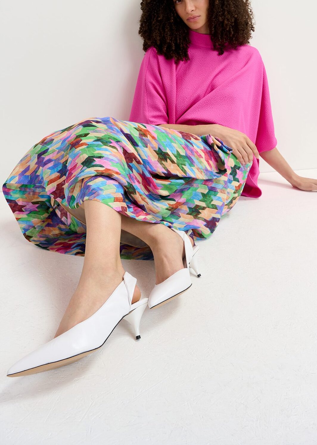 Fuchsia oversized top with stand-up collar RE—SSENTIEL | Essentiel second hand