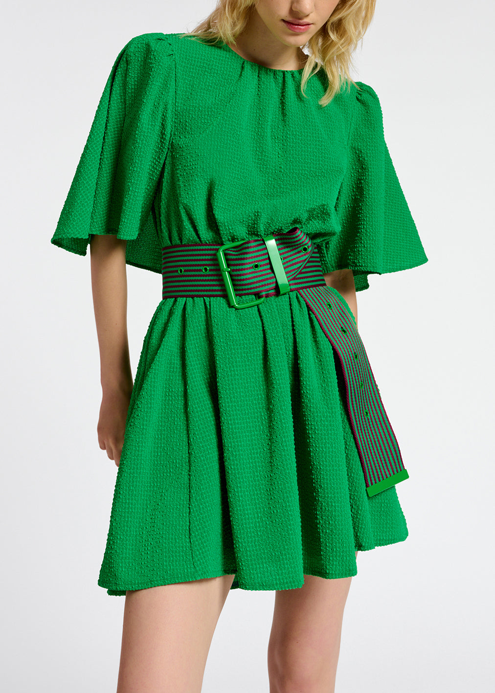Green mini dress with cape-effect sleeves RE—SSENTIEL | Essentiel second hand