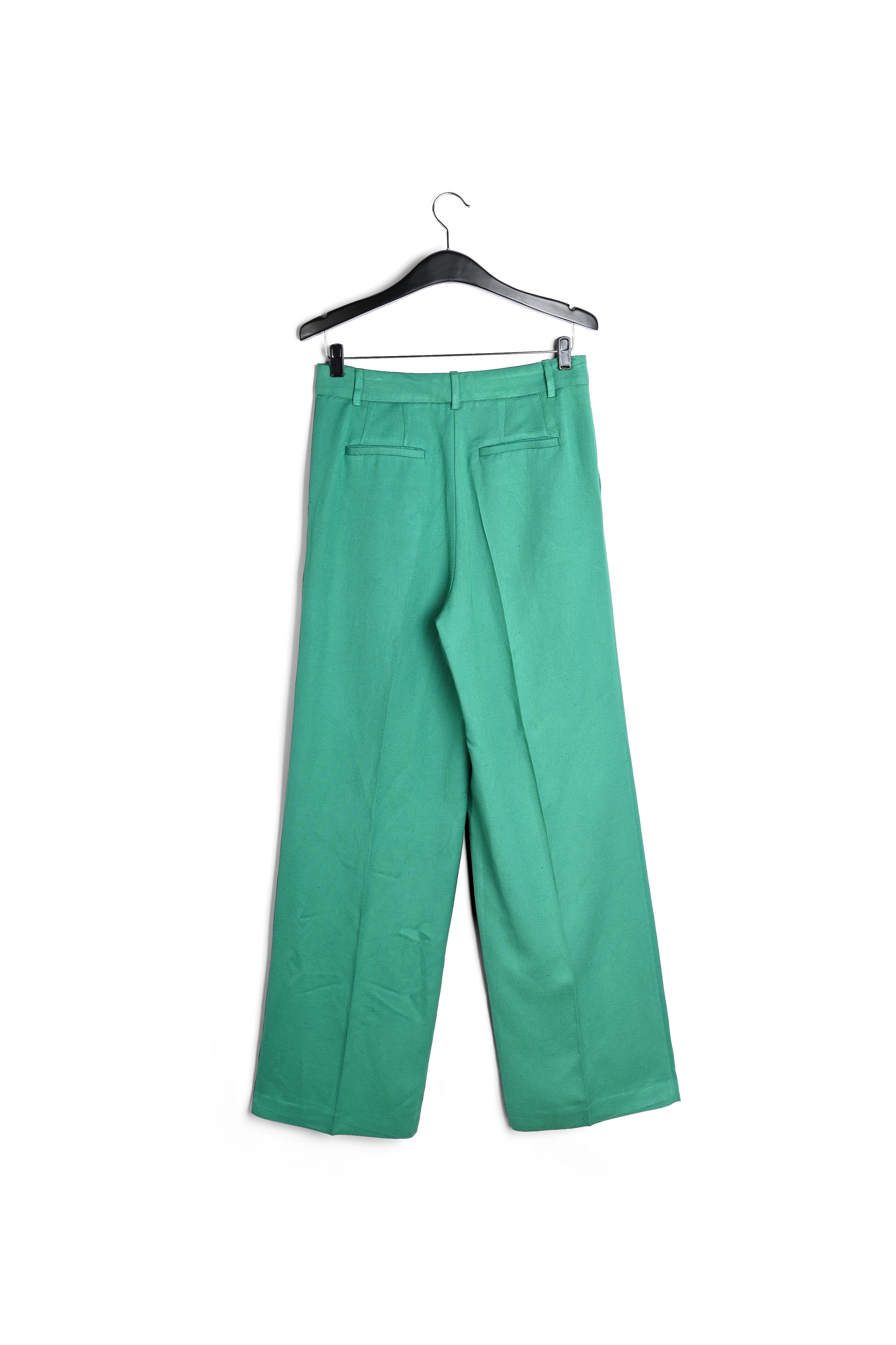 Pantalon vert aux jambes larges RE—SSENTIEL | Essentiel second hand