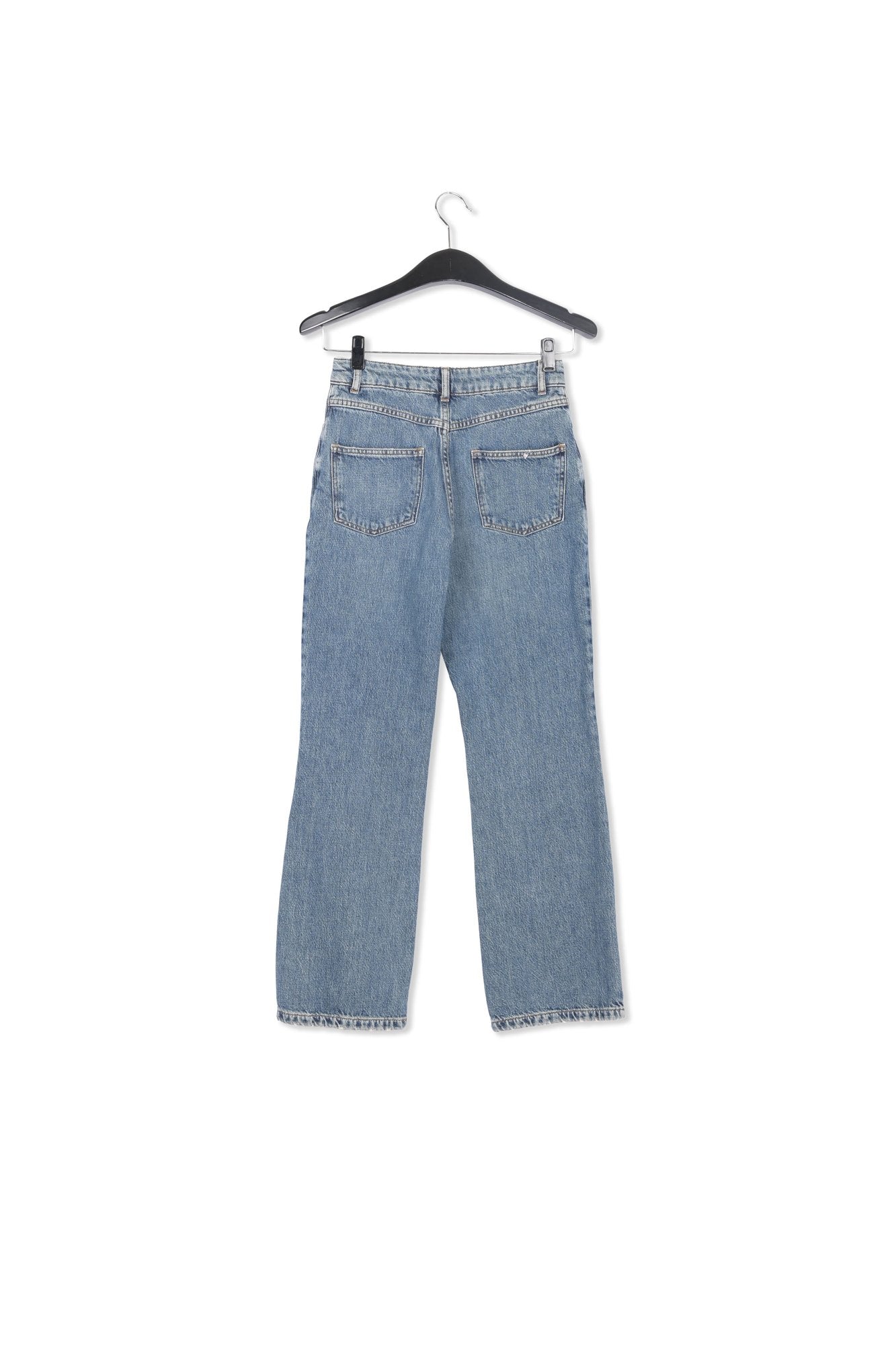 Jean bleu aux jambes évasées RE—SSENTIEL | Essentiel second hand