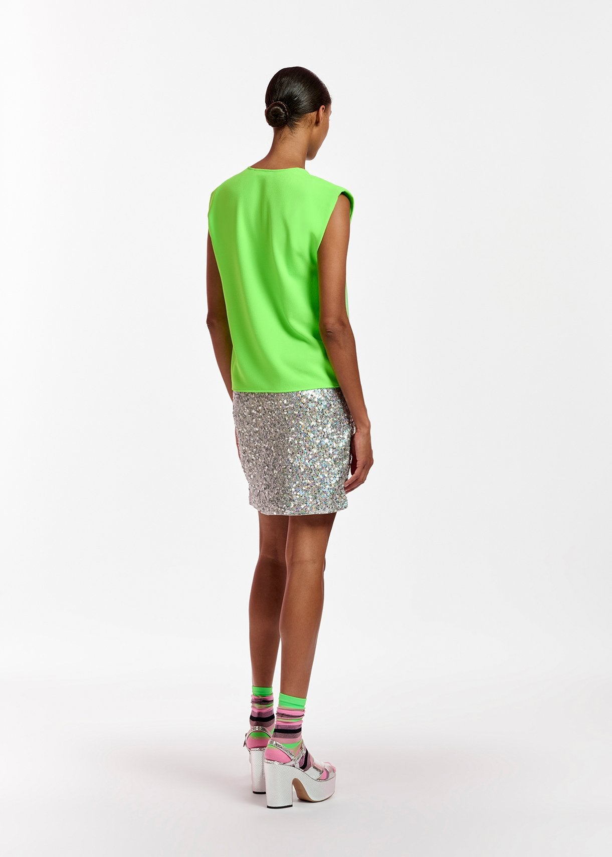 Fluogroene mouwloze top met V-hals RE—SSENTIEL | Essentiel second hand