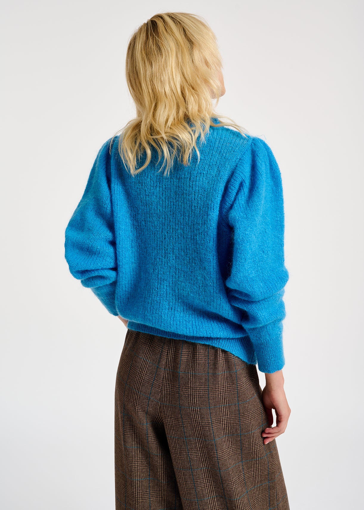Blue mohair-blend knit sweater with puffed shoulders RE—SSENTIEL | Essentiel second hand