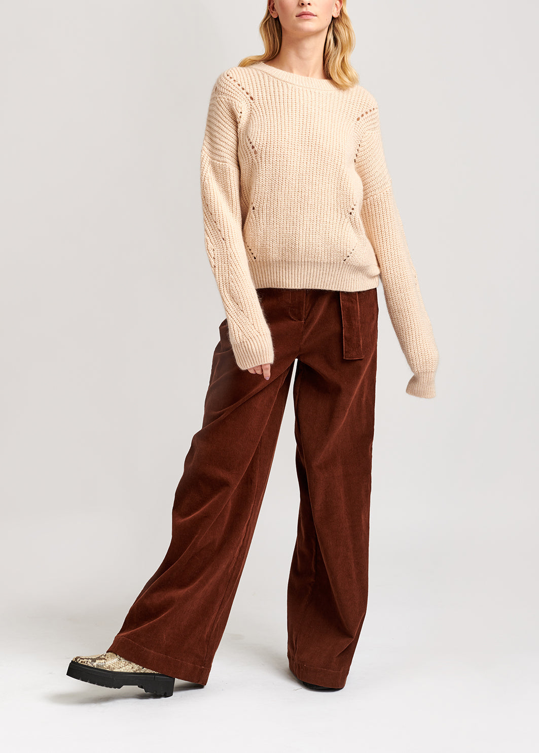 Pull côtelé blanc cassé en mélange de mohair RE—SSENTIEL | Essentiel second hand