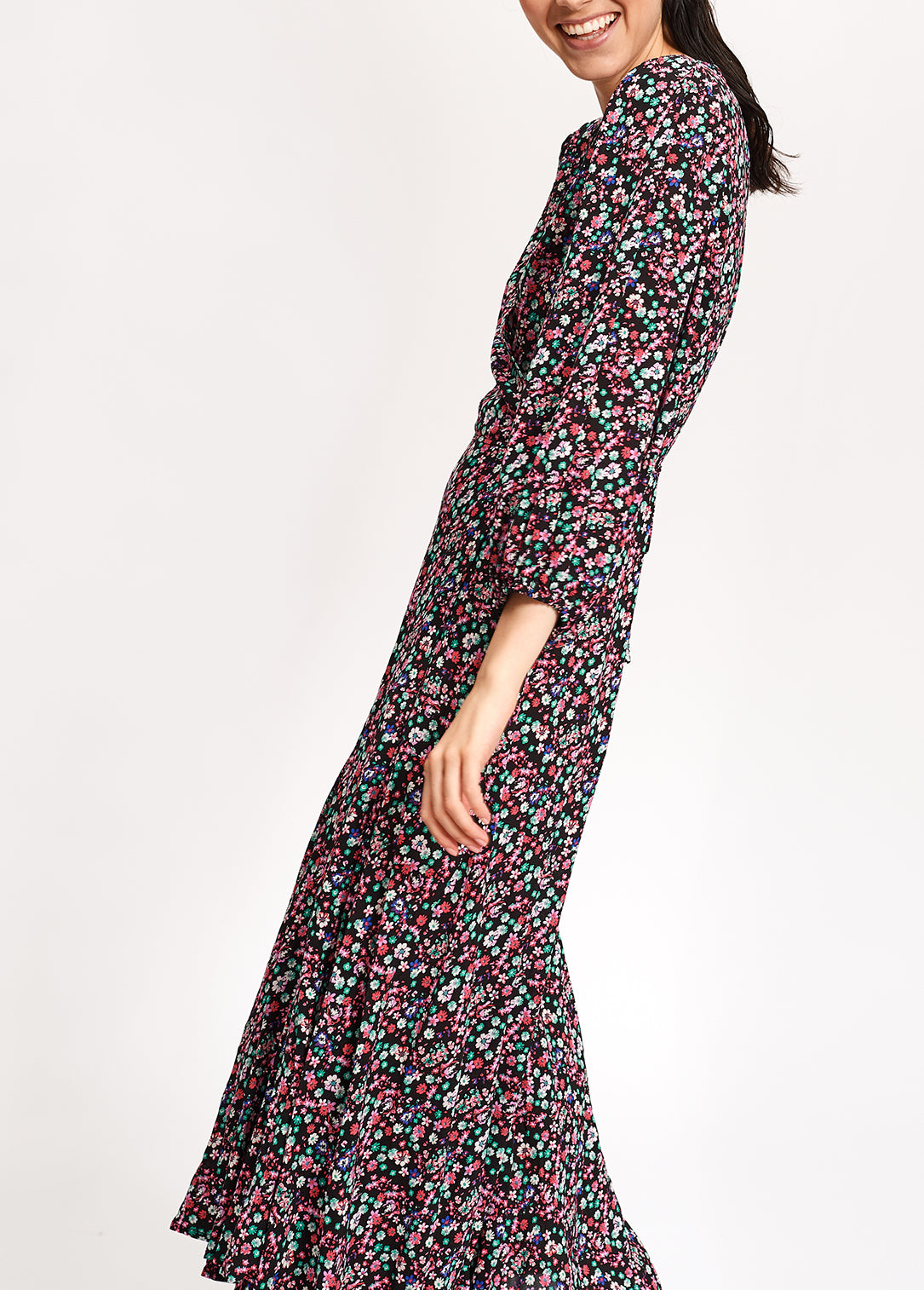 Zwarte maxiwikkeljurk met bloemenprint RE—SSENTIEL | Essentiel second hand