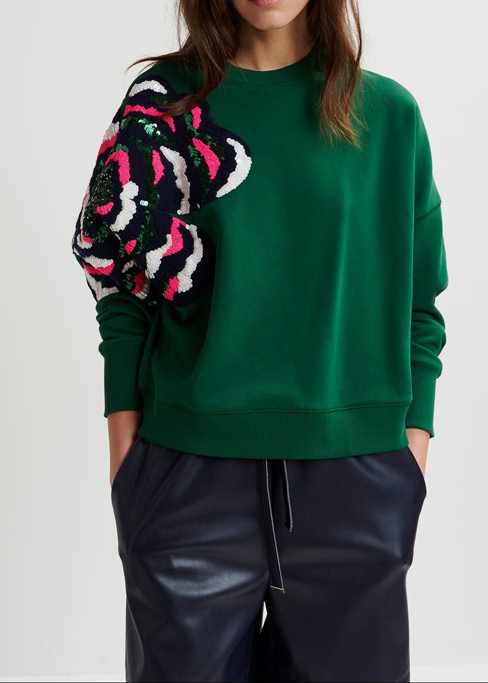 Green organic cotton sweatshirt with sequin and bead embroideries RE—SSENTIEL | Essentiel second hand