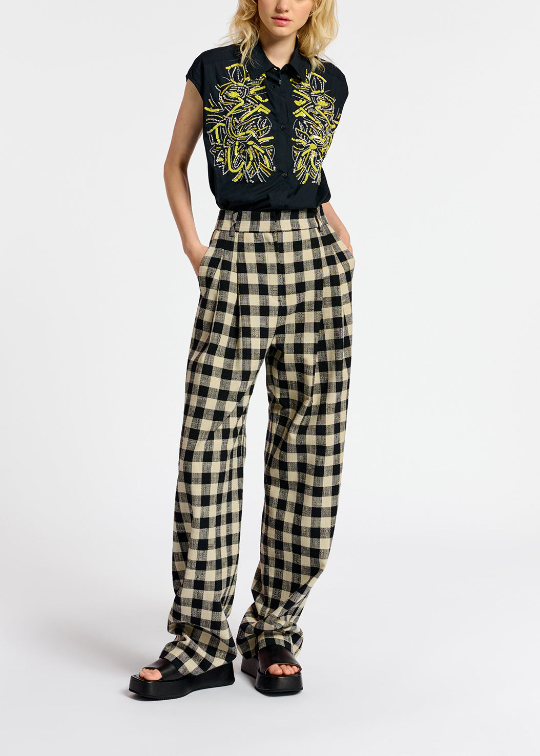 Black and beige checkered relaxed-fit pants RE—SSENTIEL | Essentiel second hand