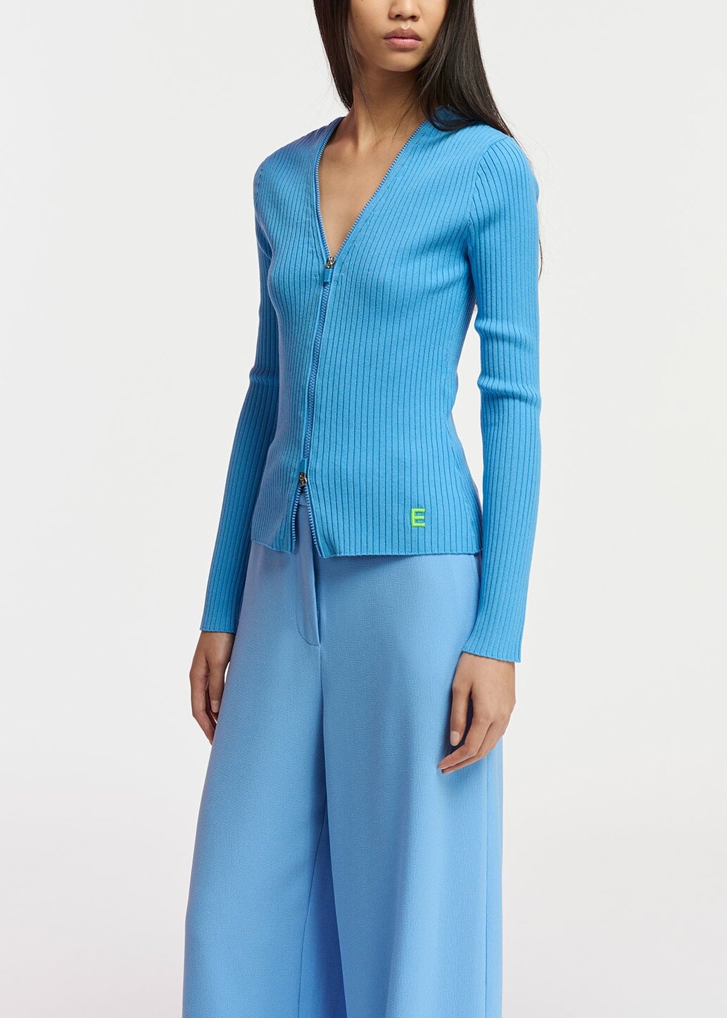 Pull en côtes bleu avec zips RE—SSENTIEL | Essentiel second hand