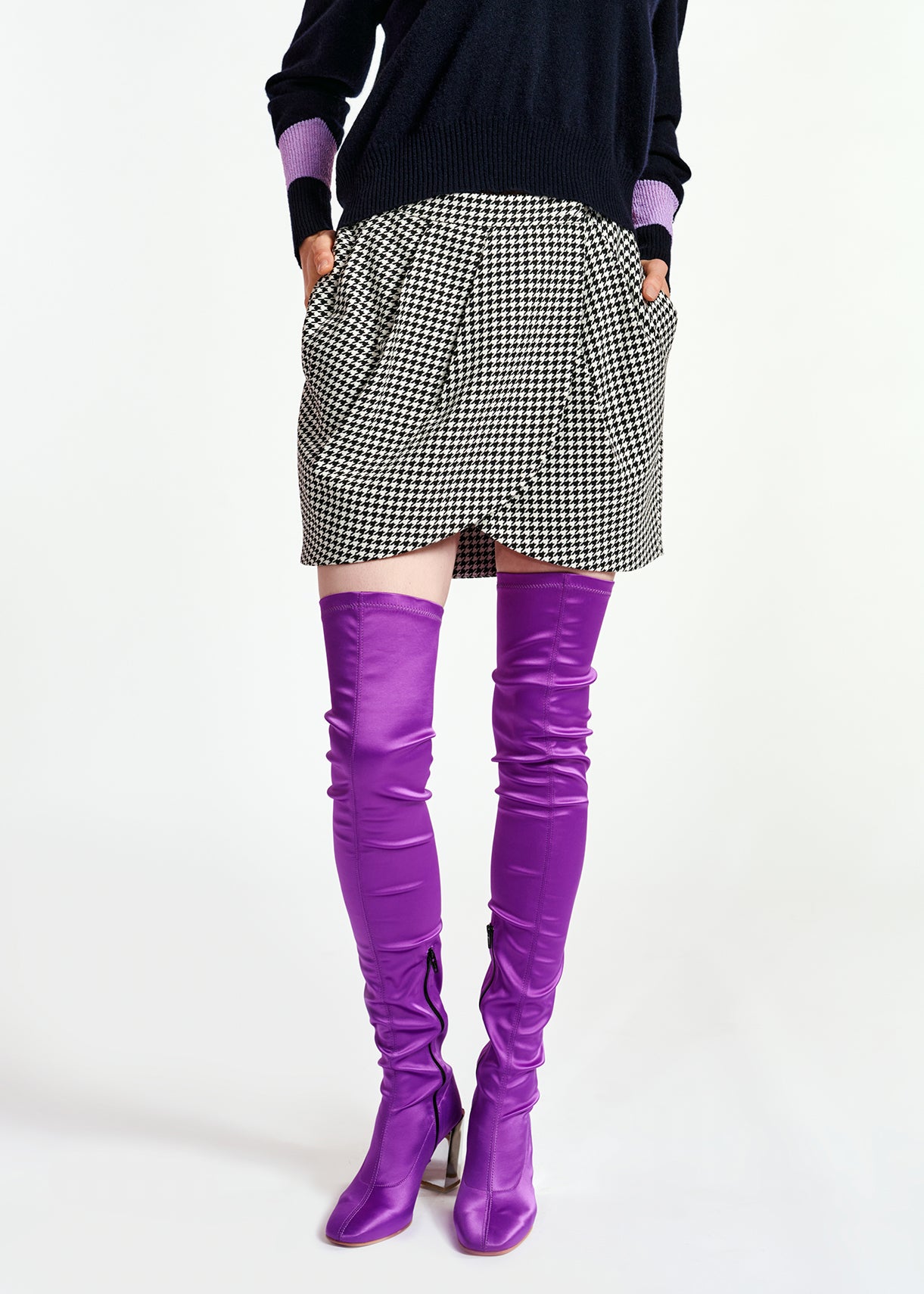 Mini-jupe tulipe noire et blanche RE—SSENTIEL | Essentiel second hand