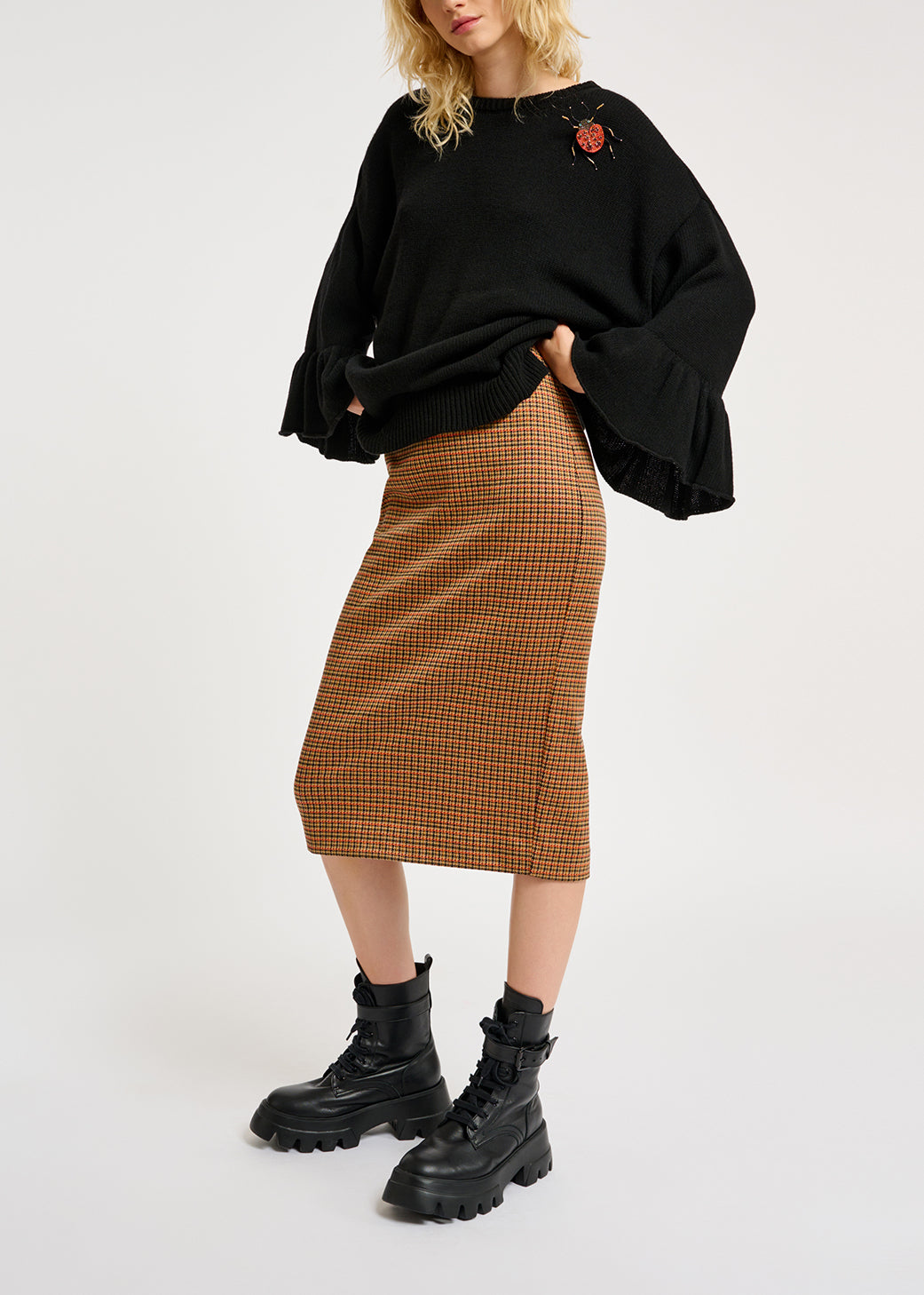 Off-white and orange houndstooth motif pencil skirt RE—SSENTIEL | Essentiel second hand
