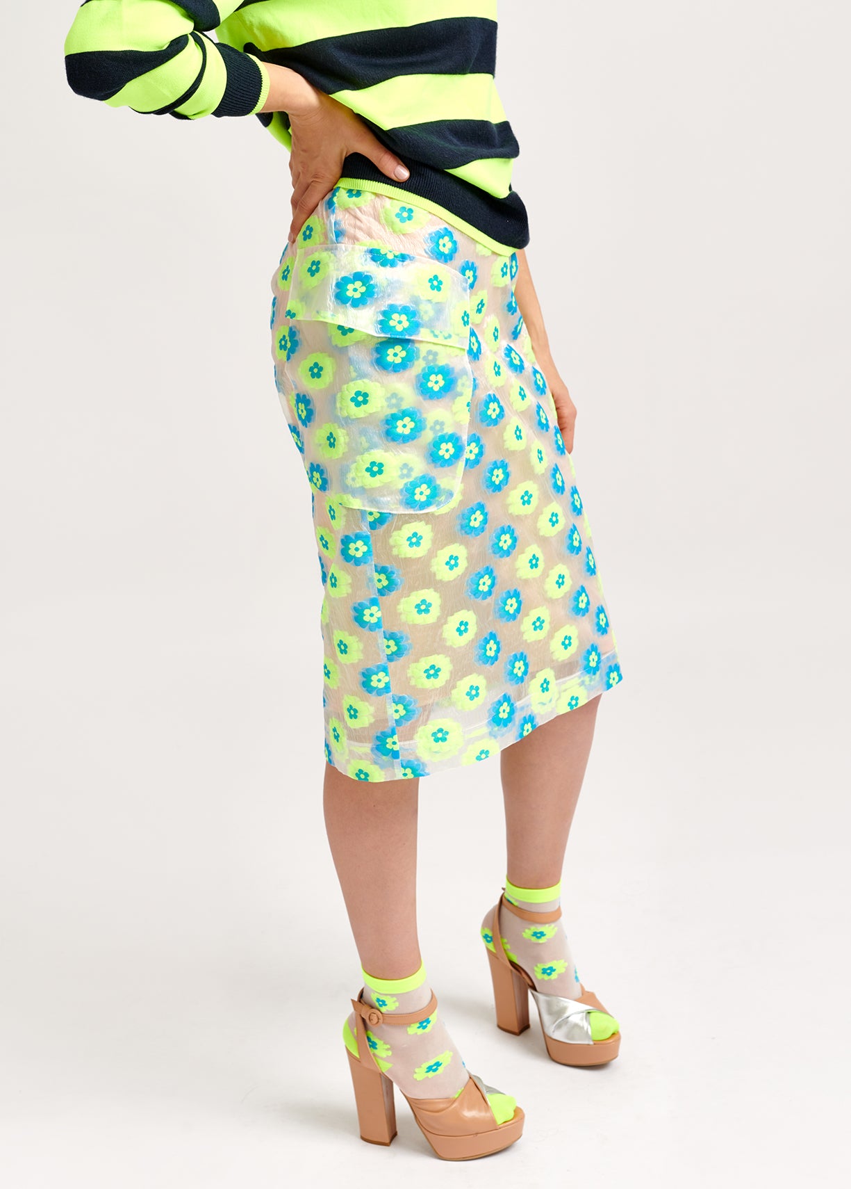 Jupe fourreau transparente à fleurs vert fluo et bleu RE—SSENTIEL | Essentiel second hand