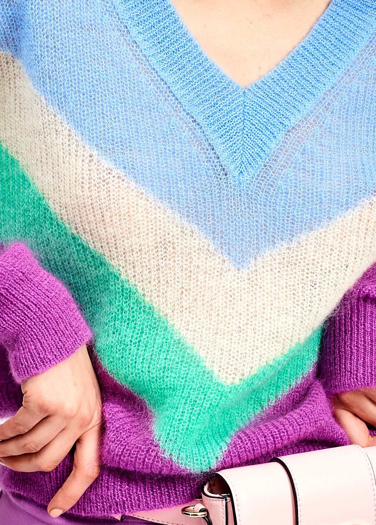 Blue, white and purple v pattern sweater RE—SSENTIEL | Essentiel second hand