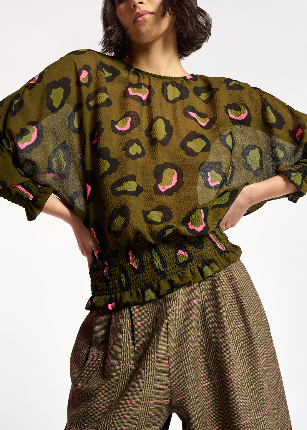 Kaki gesmokte top met luipaardprint RE—SSENTIEL | Essentiel second hand