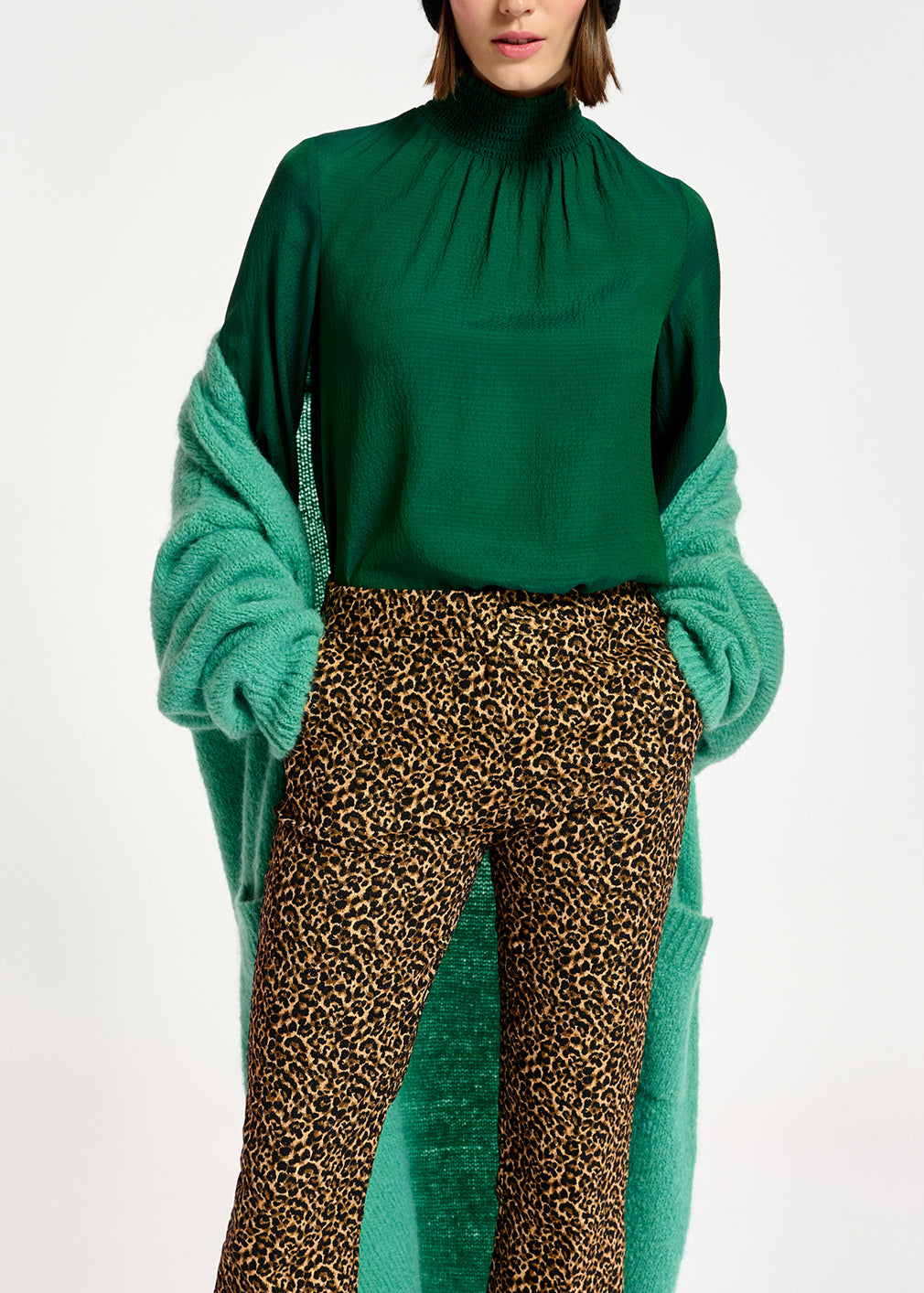 Top vert foncé à coupe ample RE—SSENTIEL | Essentiel second hand