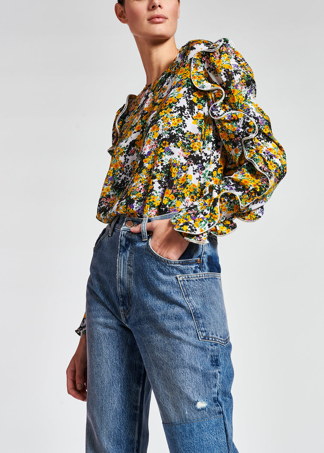 Off-white ruffled floral-print top RE—SSENTIEL | Essentiel second hand