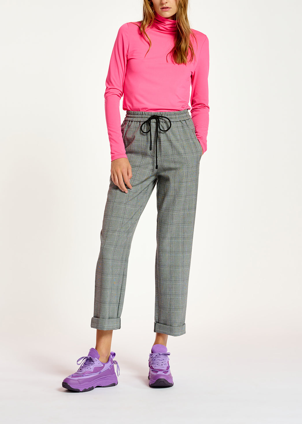 Grey pants with check motif RE—SSENTIEL | Essentiel second hand