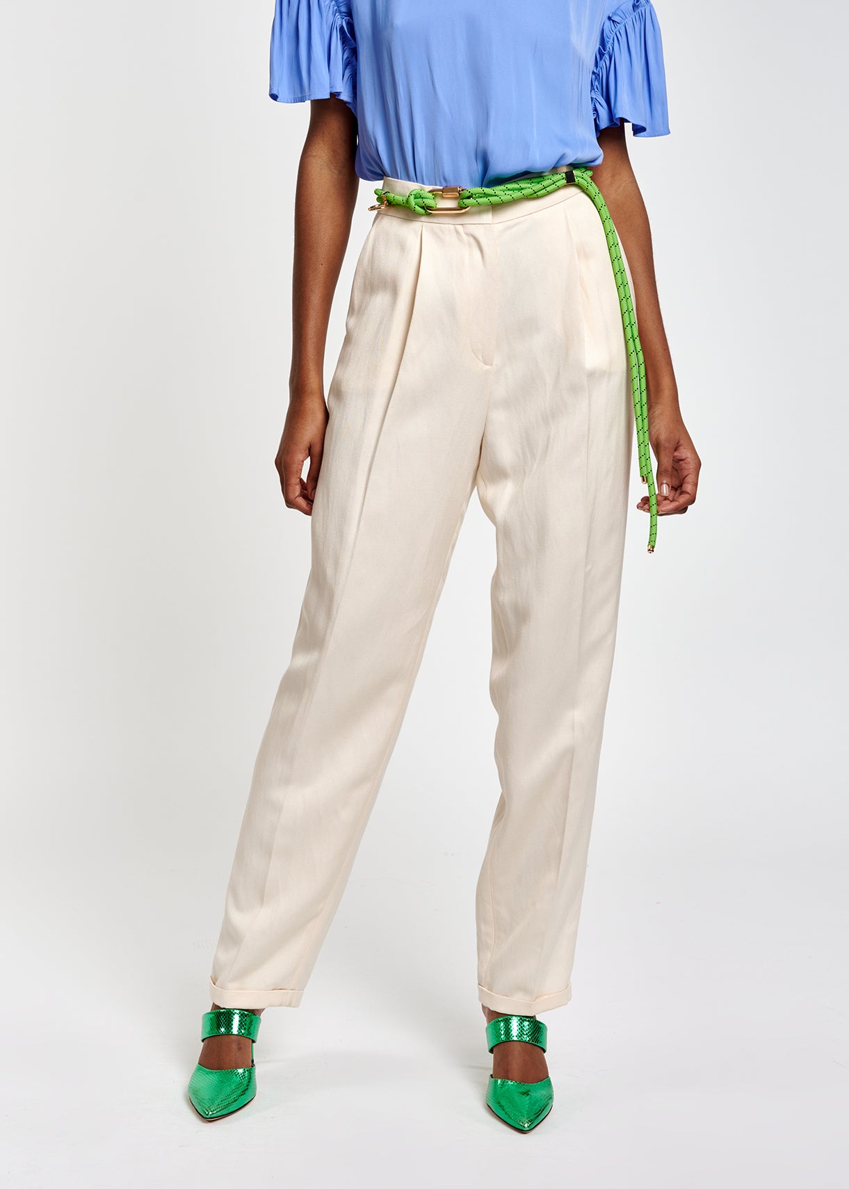 Off-white tailored mid-rise pants RE—SSENTIEL | Essentiel second hand