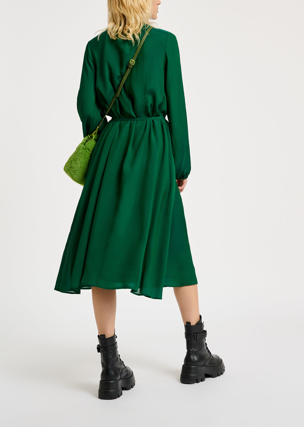 Robe midi vert foncé RE—SSENTIEL | Essentiel second hand