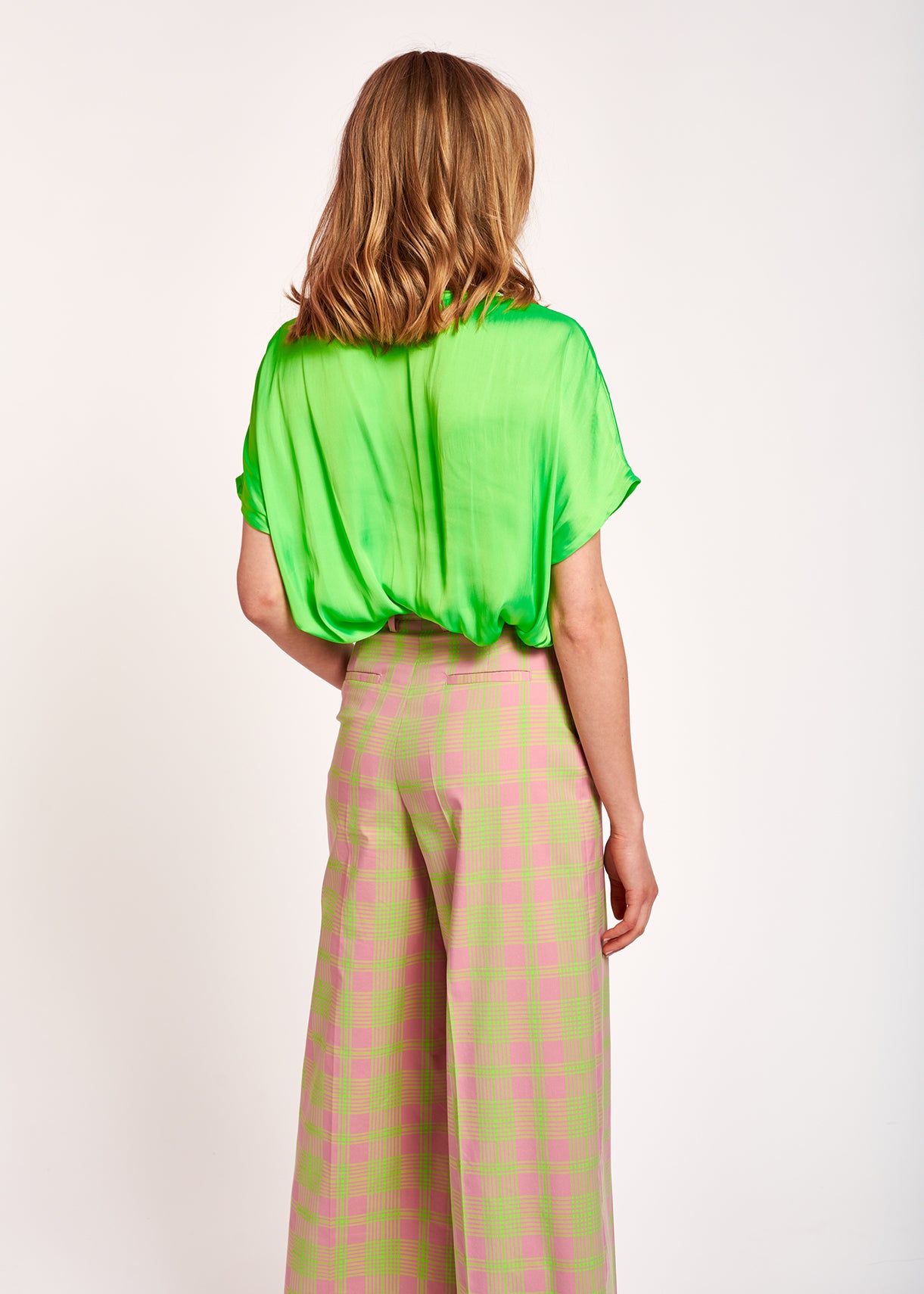 Neon green top RE—SSENTIEL | Essentiel second hand
