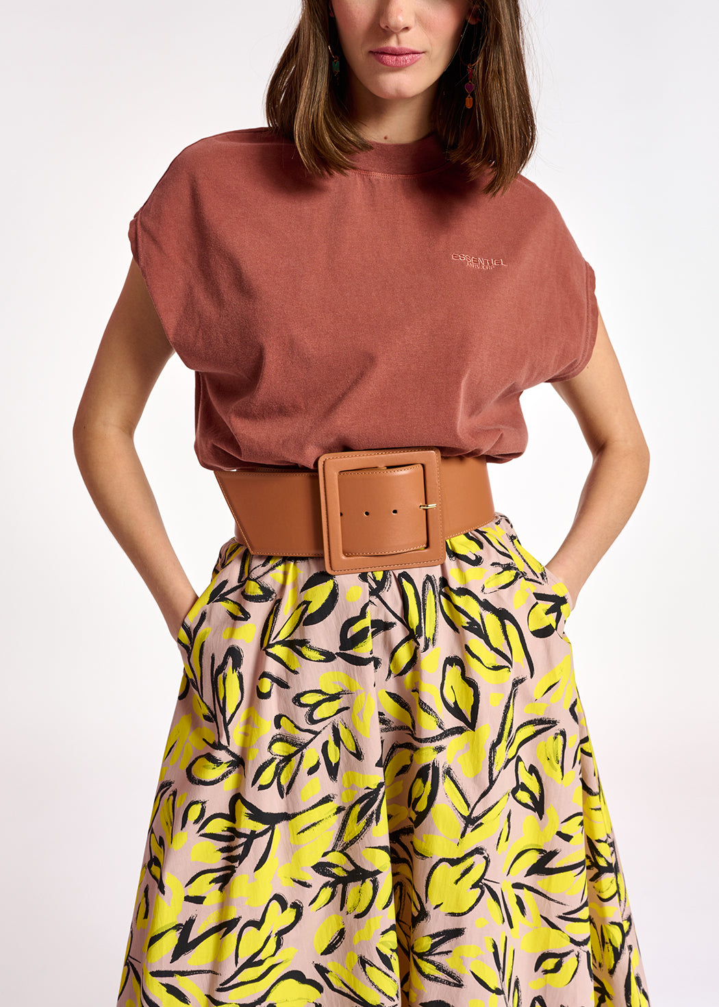 Brown cap-sleeve organic cotton t-shirt RE—SSENTIEL | Essentiel second hand