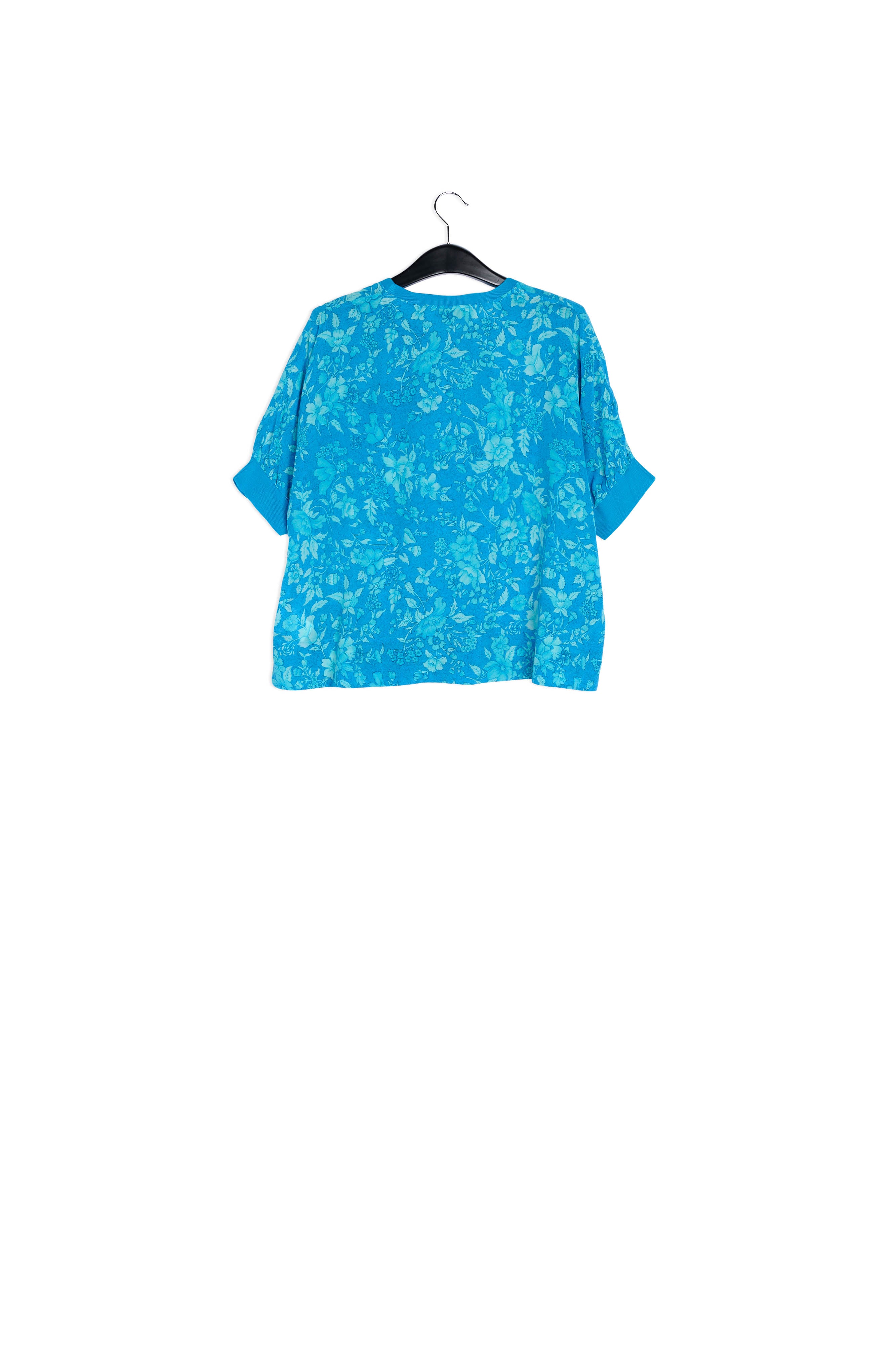 Cut on sleeve top RE—SSENTIEL | Essentiel second hand