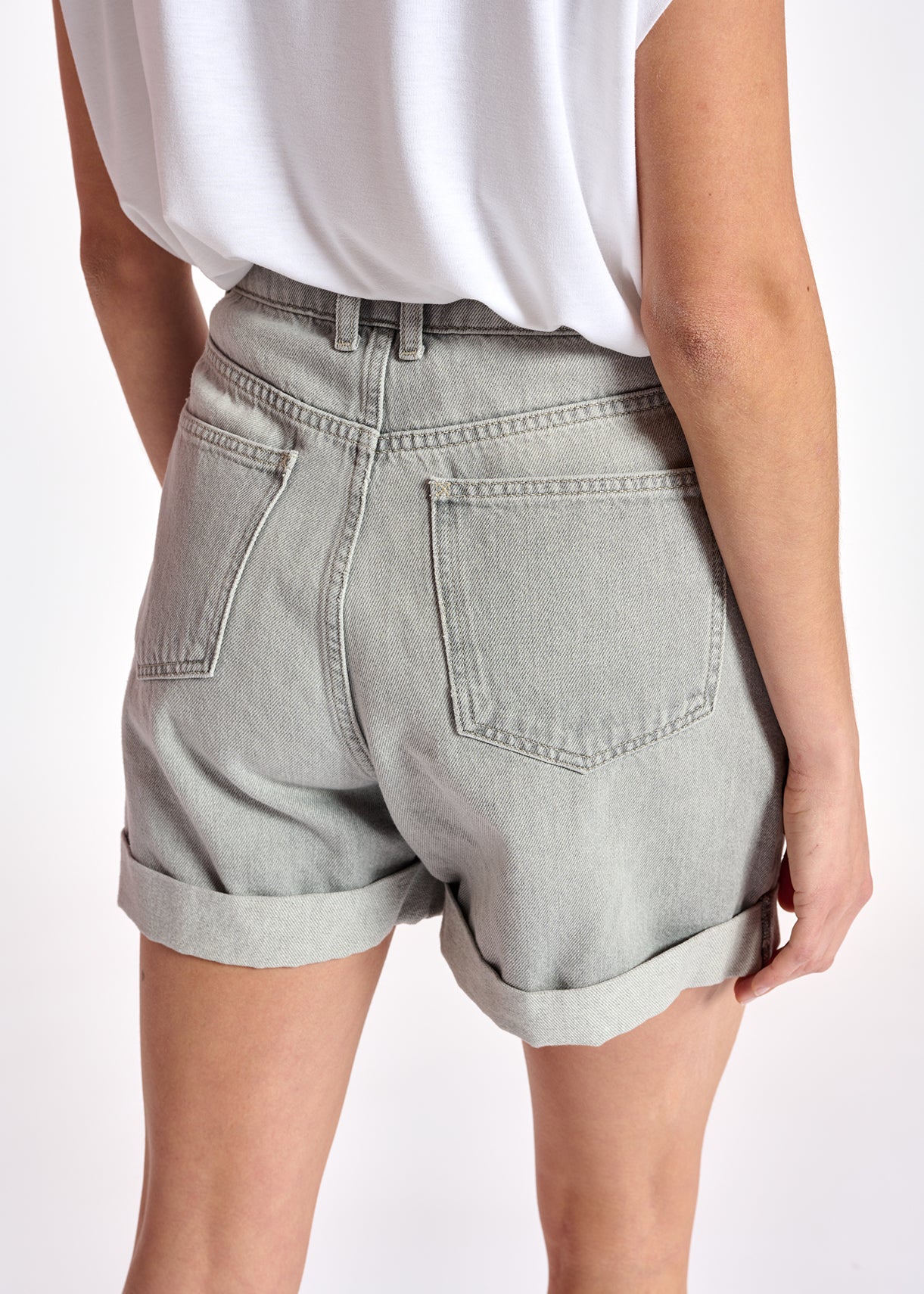 Grey denim boyfriend shorts RE—SSENTIEL | Essentiel second hand