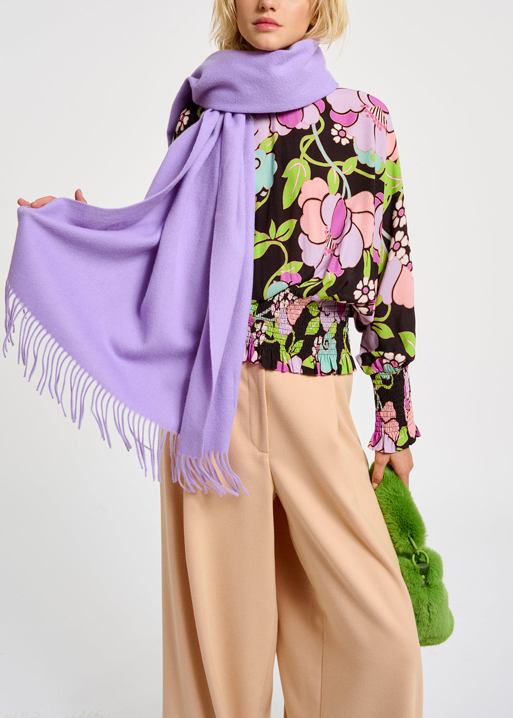 Black smocked top with floral print RE—SSENTIEL | Essentiel second hand