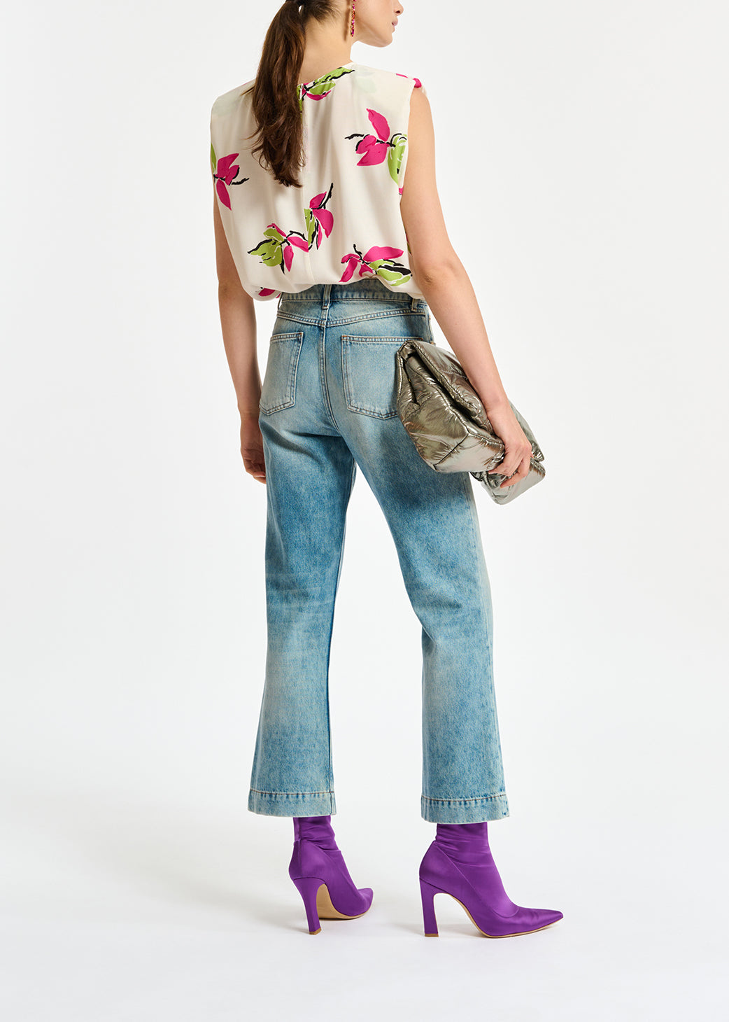 Gebroken witte mouwloze bloementop met schoudervulling RE—SSENTIEL | Essentiel second hand