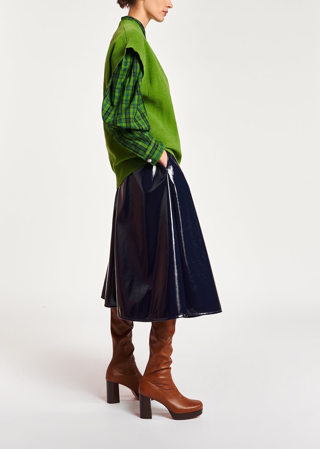 Green sleeveless knitted vest RE—SSENTIEL | Essentiel second hand