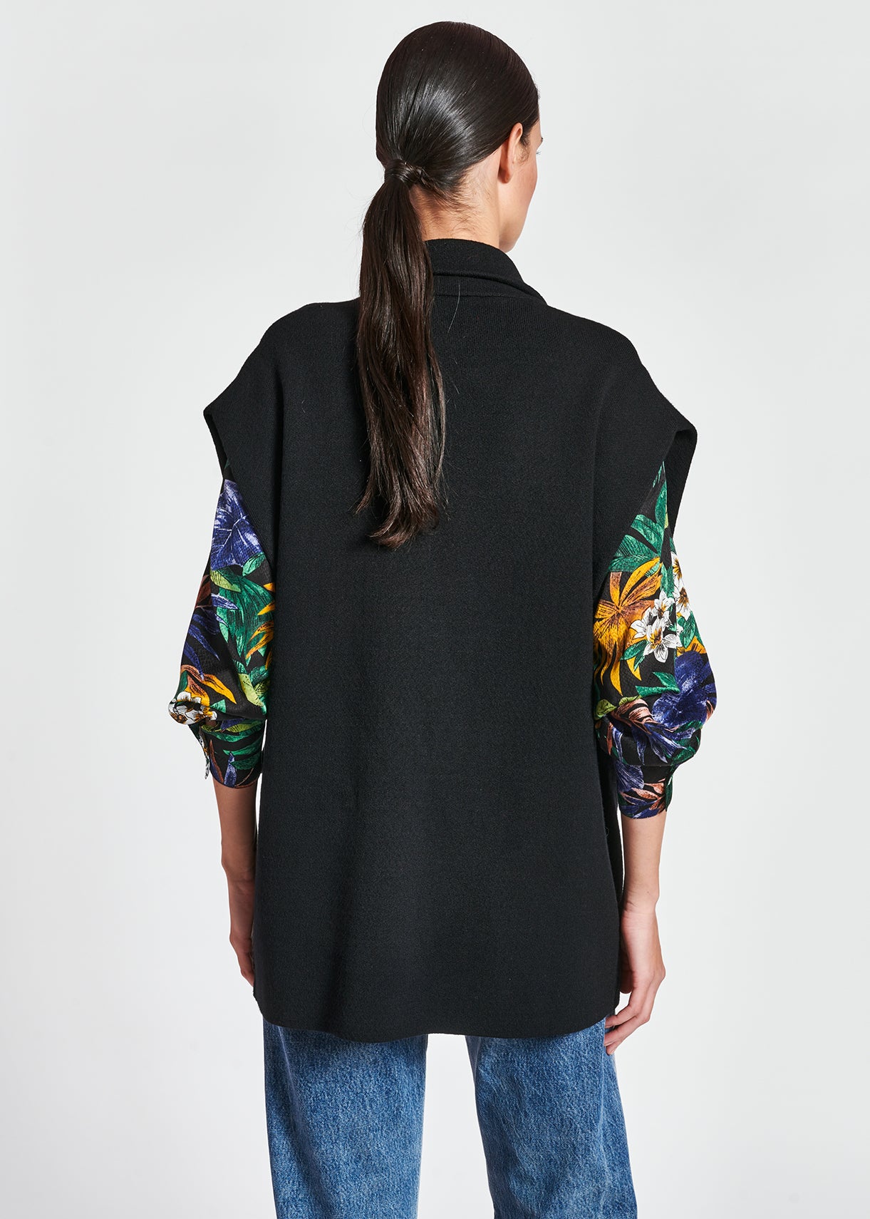 Wadanga sleeveless cardigan RE—SSENTIEL | Essentiel second hand