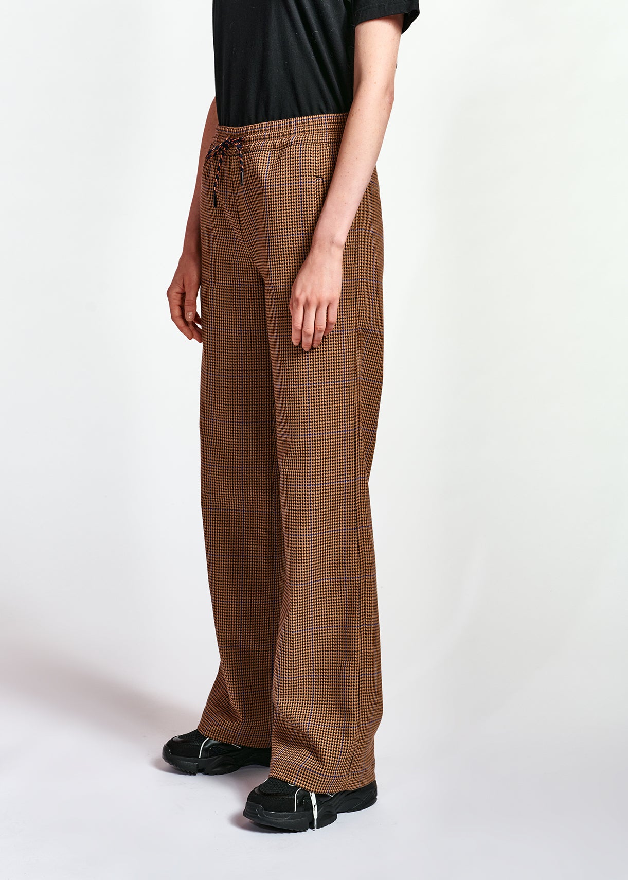 Pantalon pied-de-poule rouge et marron RE—SSENTIEL | Essentiel second hand