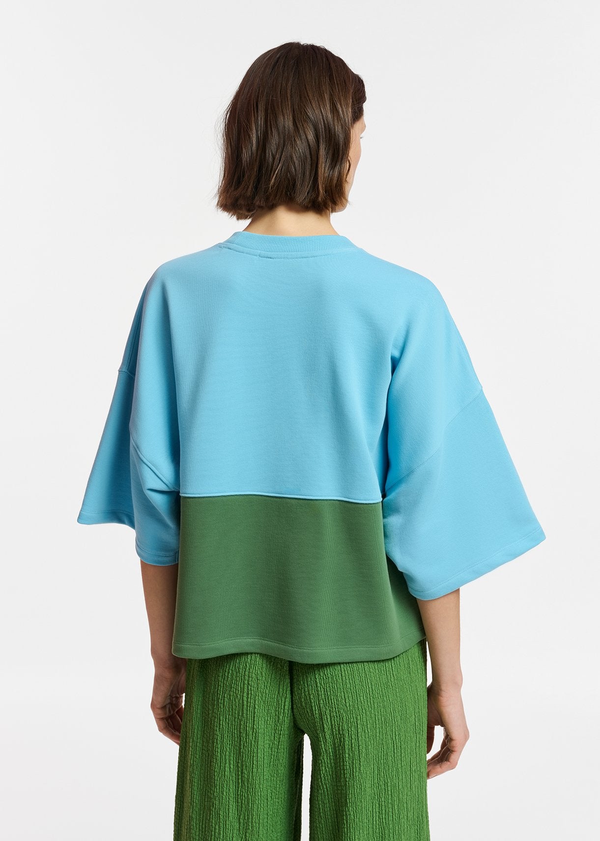 Sweatshirt bleu et vert foncé à manches courtes et paillettes RE—SSENTIEL | Essentiel second hand