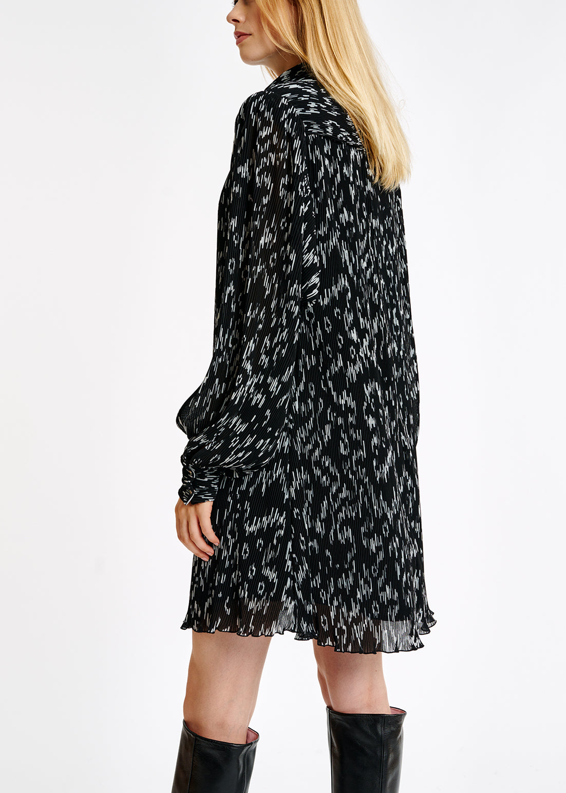 Astatic robe RE—SSENTIEL | Essentiel second hand