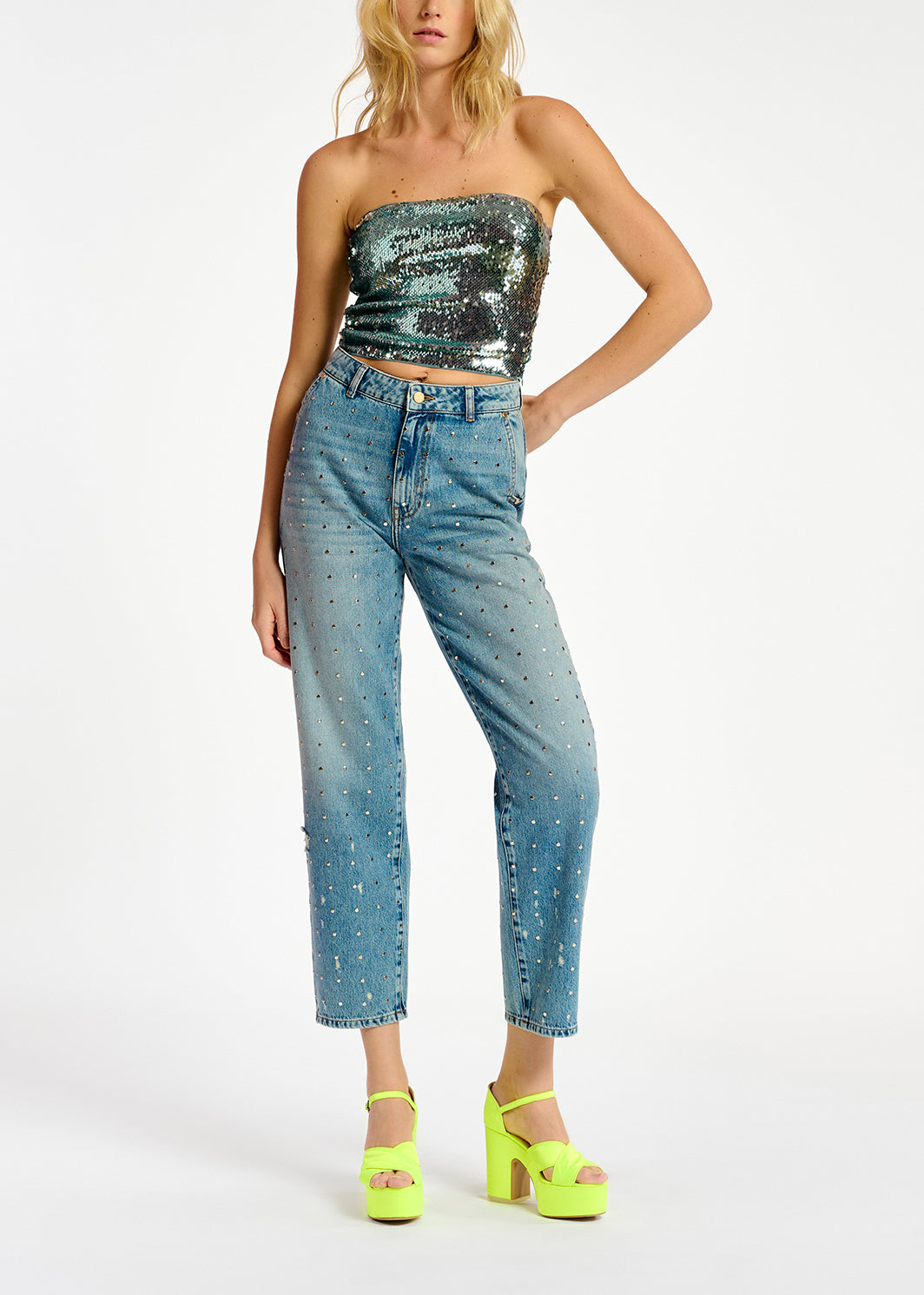 Jean boyfriend bleu à  rivets RE—SSENTIEL | Essentiel second hand