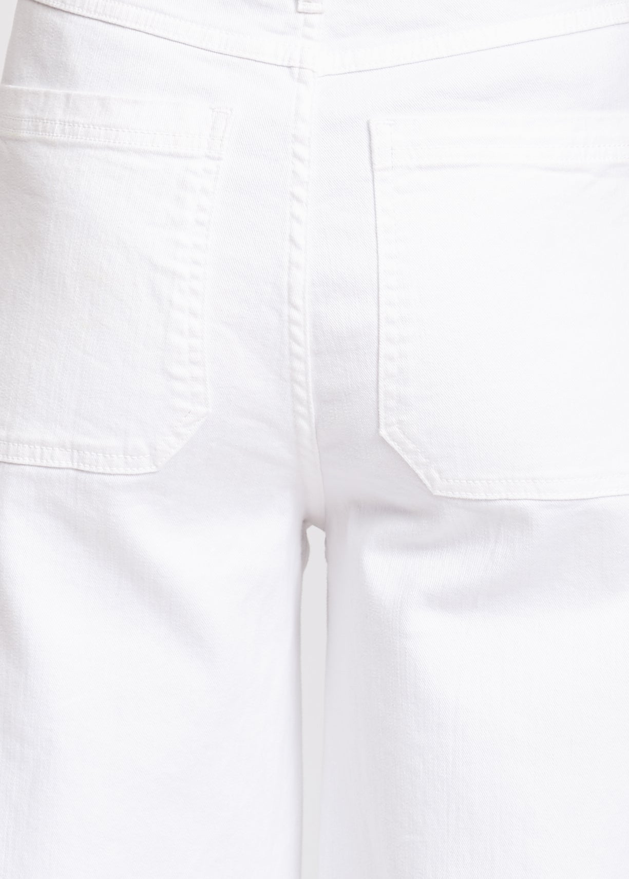 White flared high wide leg pants. RE—SSENTIEL | Essentiel second hand