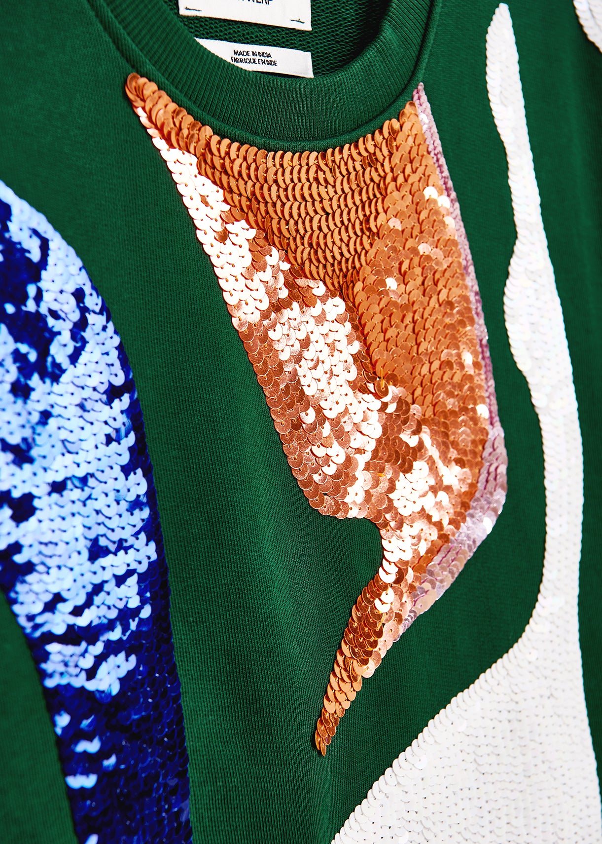 Sweatshirt vert foncé à  manches courtes et paillettes RE—SSENTIEL | Essentiel second hand