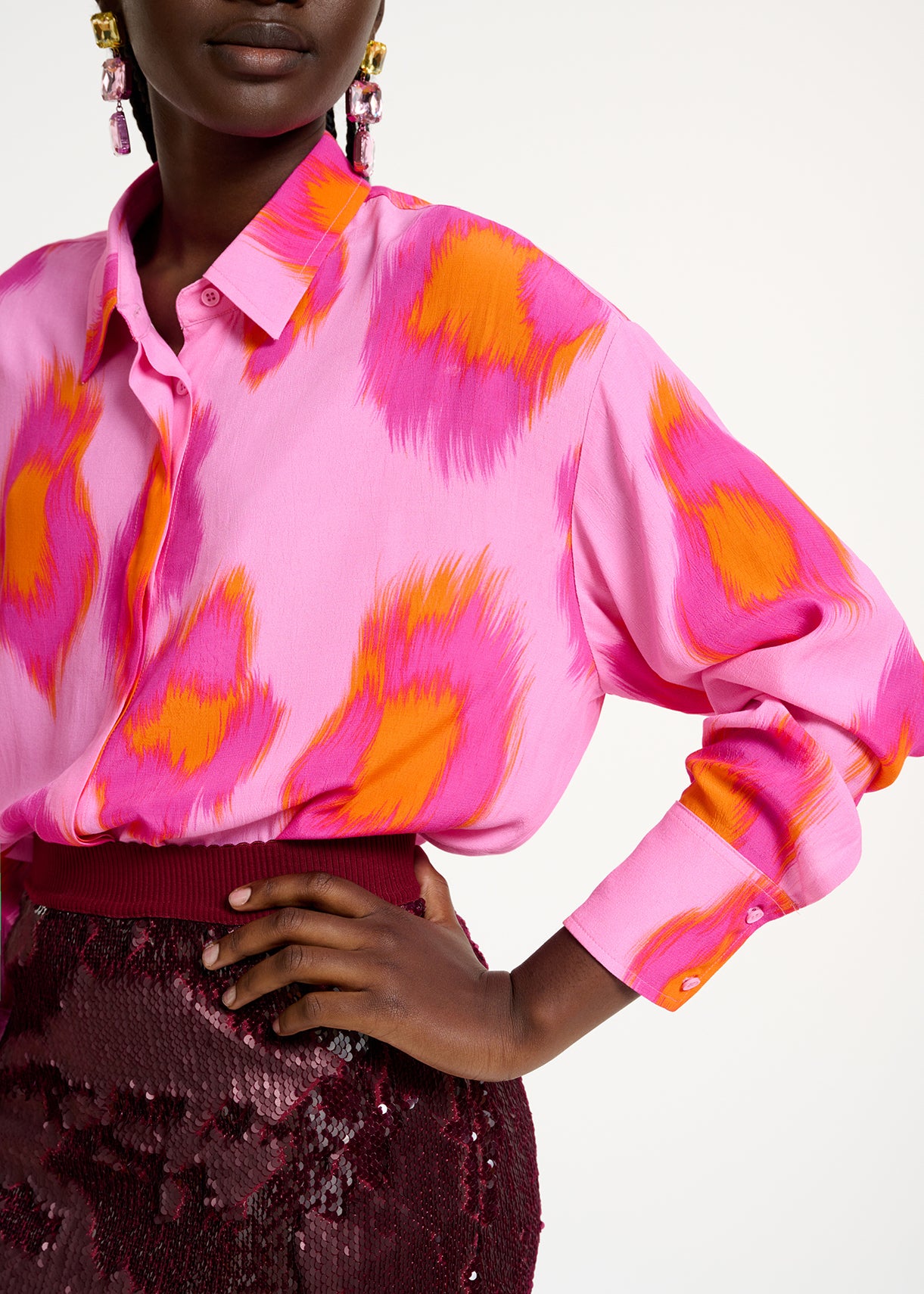 Pink oversized shirt with leopard print RE—SSENTIEL | Essentiel second hand