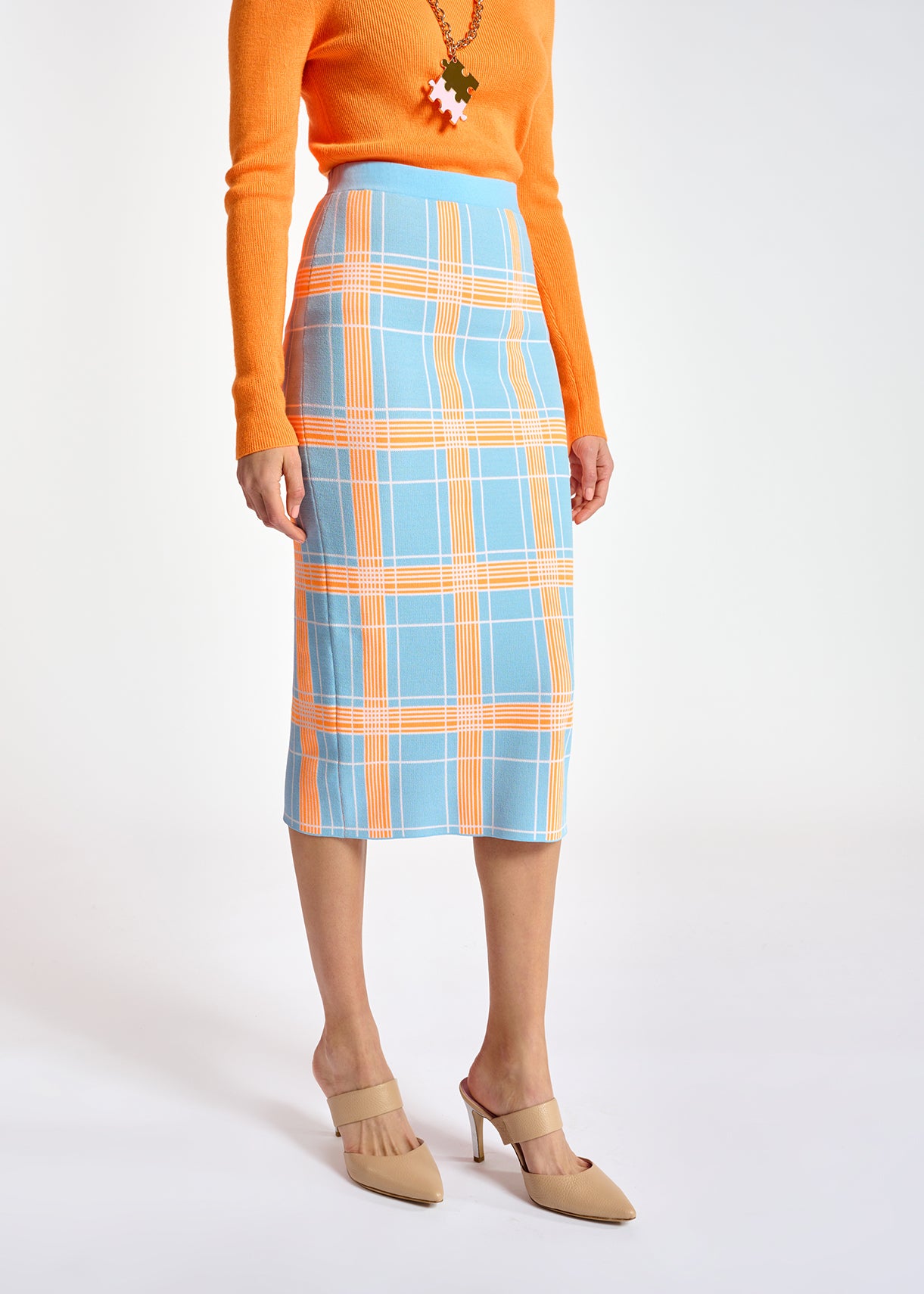 Light blue knitted midi skirt with check motif RE—SSENTIEL | Essentiel second hand
