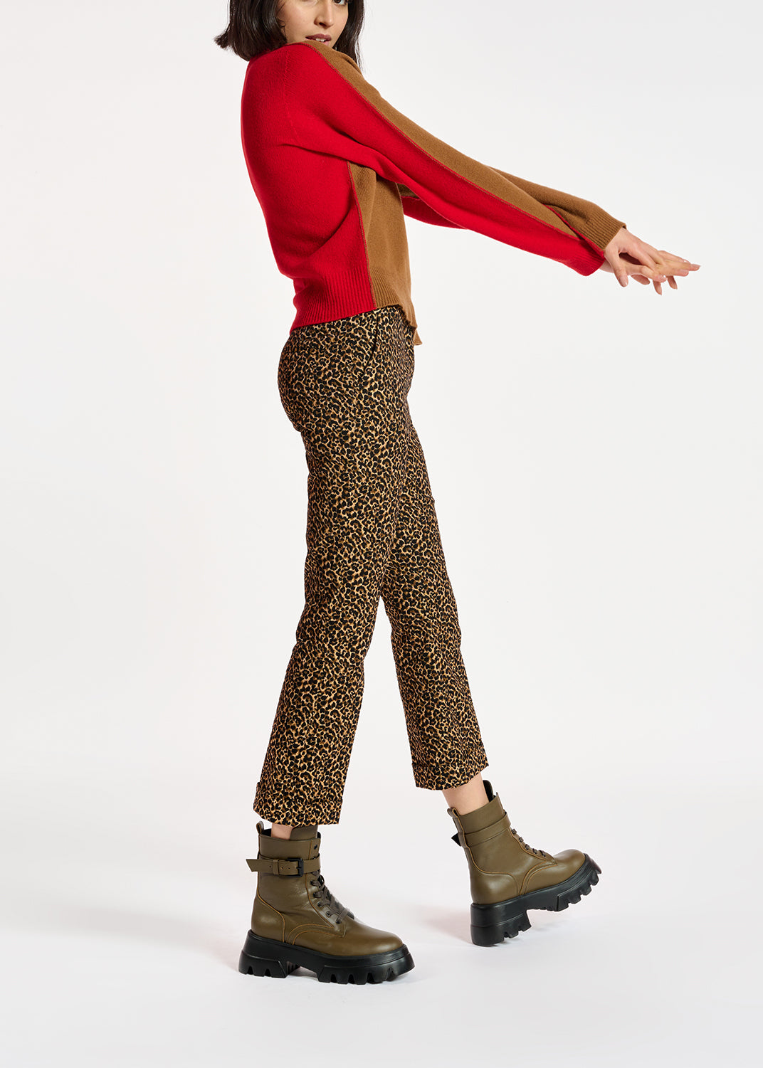 Wijd uitlopende broek met luipaardmotief RE—SSENTIEL | Essentiel second hand