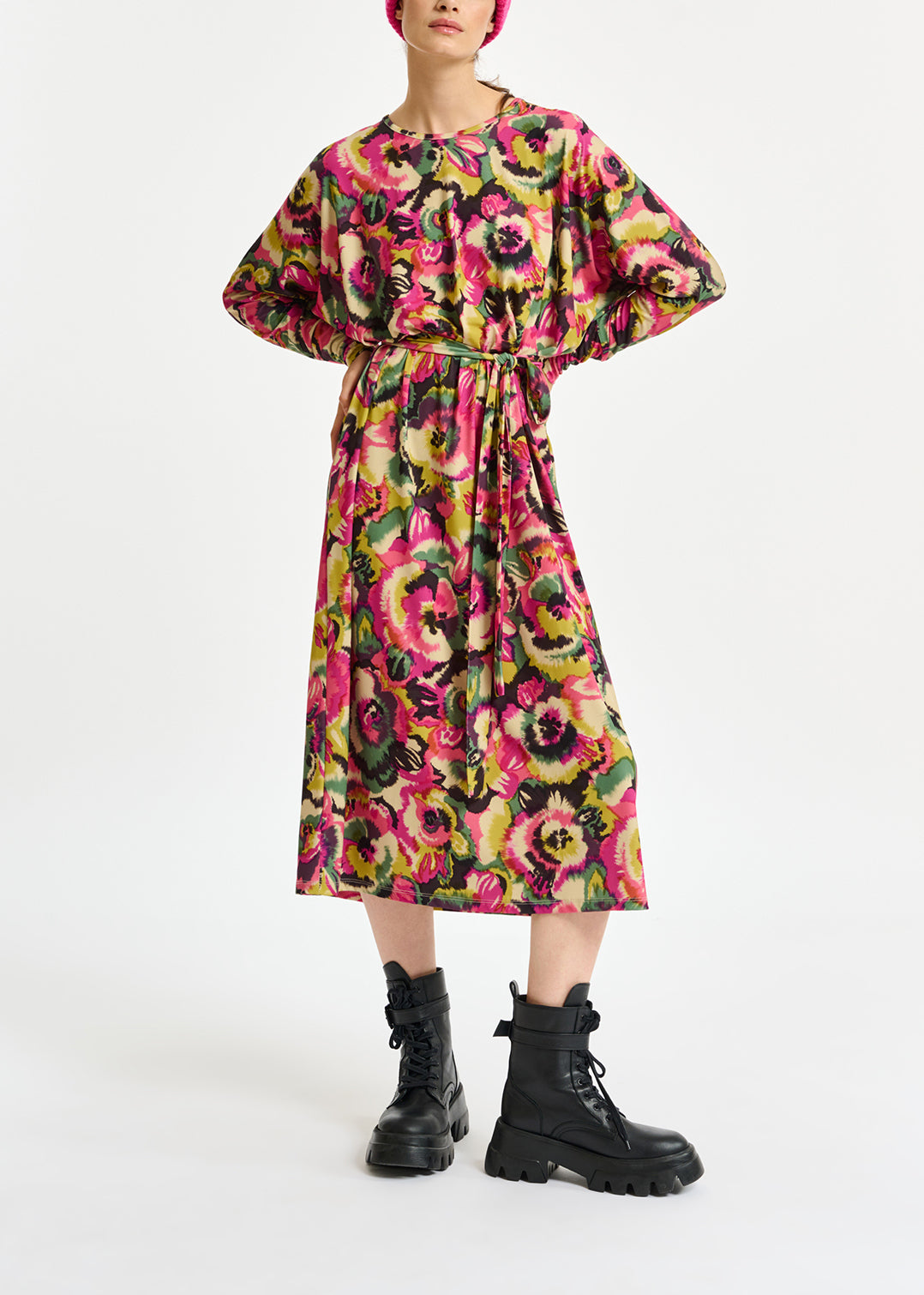 Kleurrijke midi-jurk met bloemenprint RE—SSENTIEL | Essentiel second hand