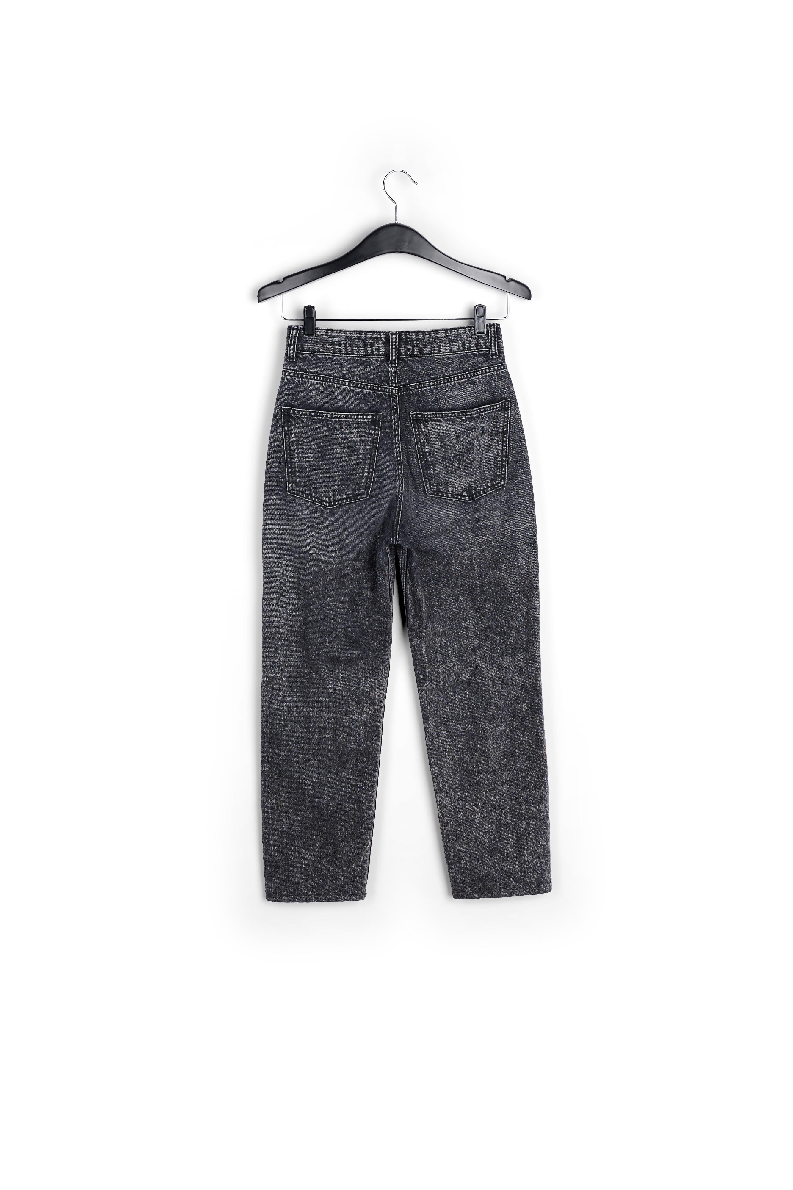 Jean gris foncé aux jambes droites RE—SSENTIEL | Essentiel second hand