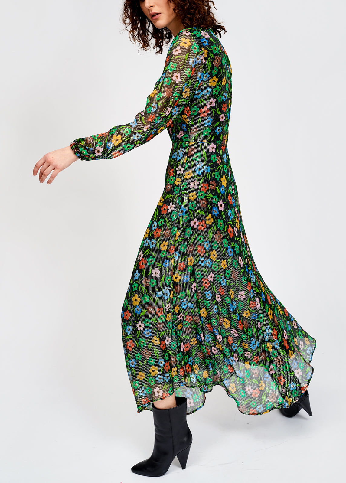 Sharkeisha robe RE—SSENTIEL | Essentiel second hand