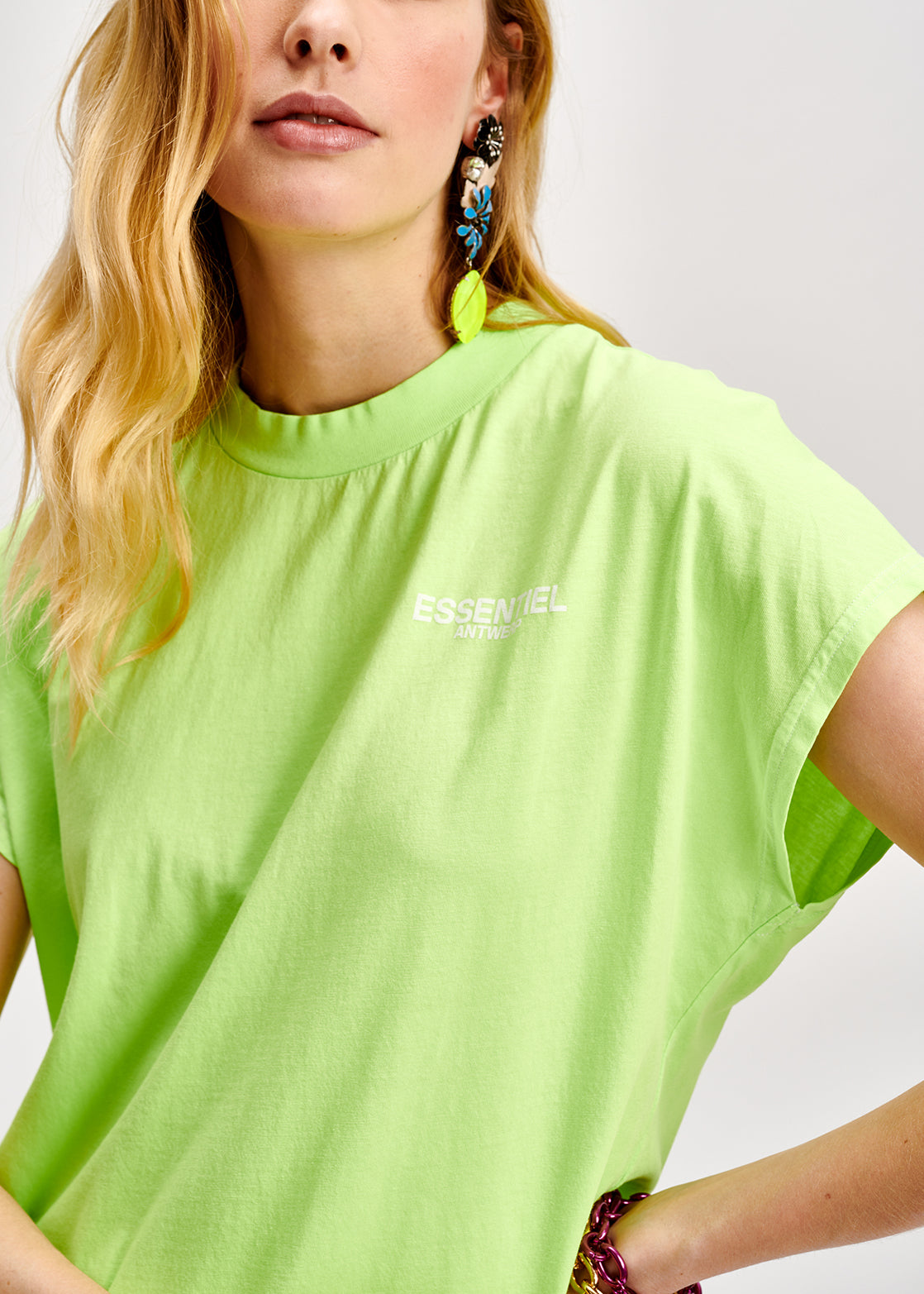 Neon yellow sleeveless cotton t-shirt with logo-print RE—SSENTIEL | Essentiel second hand