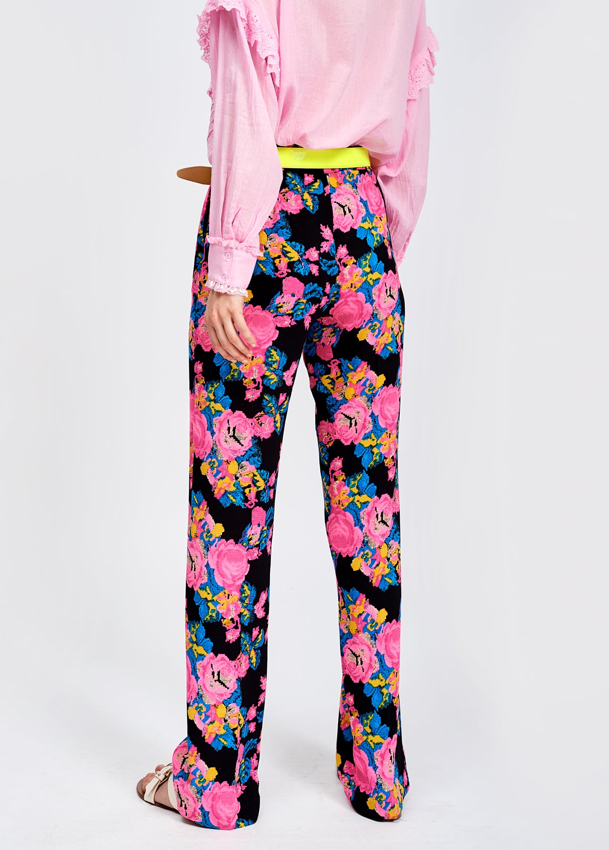 Colorful print black trousers with front crease RE—SSENTIEL | Essentiel second hand