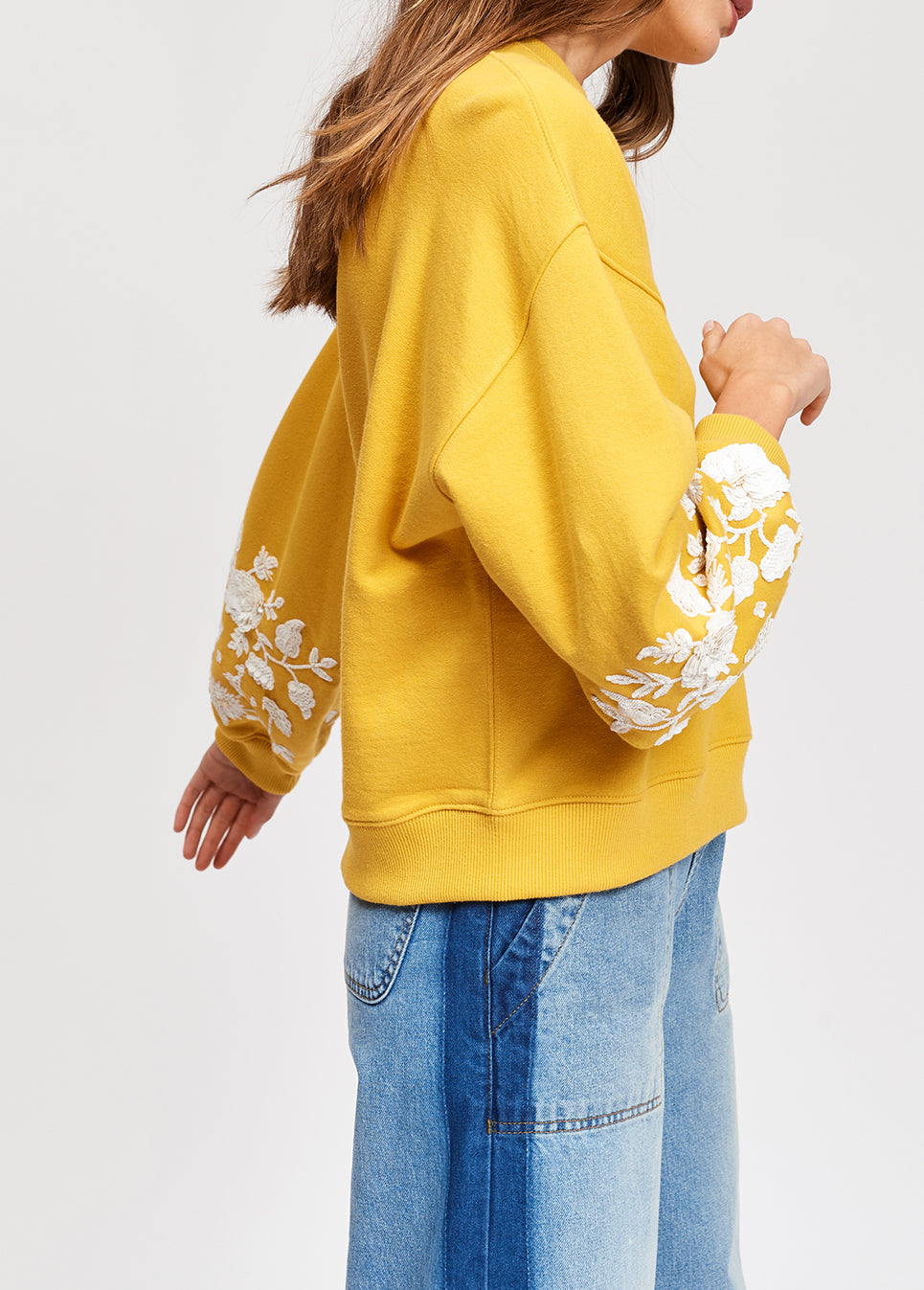 Yellow sweatshirt with white floral embroidery RE—SSENTIEL | Essentiel second hand